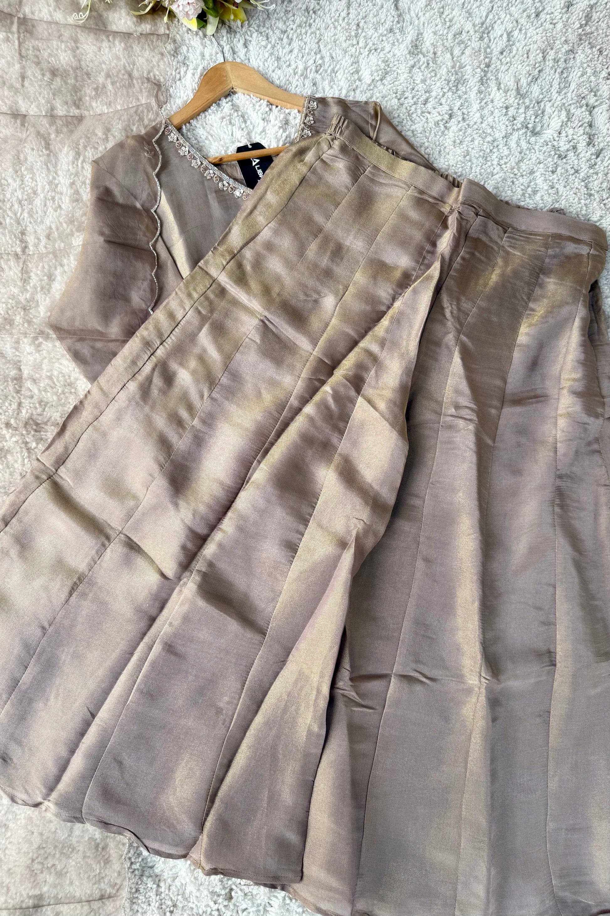 ✨Az002- Champagne Gold Tissue Divider Sharara Suit