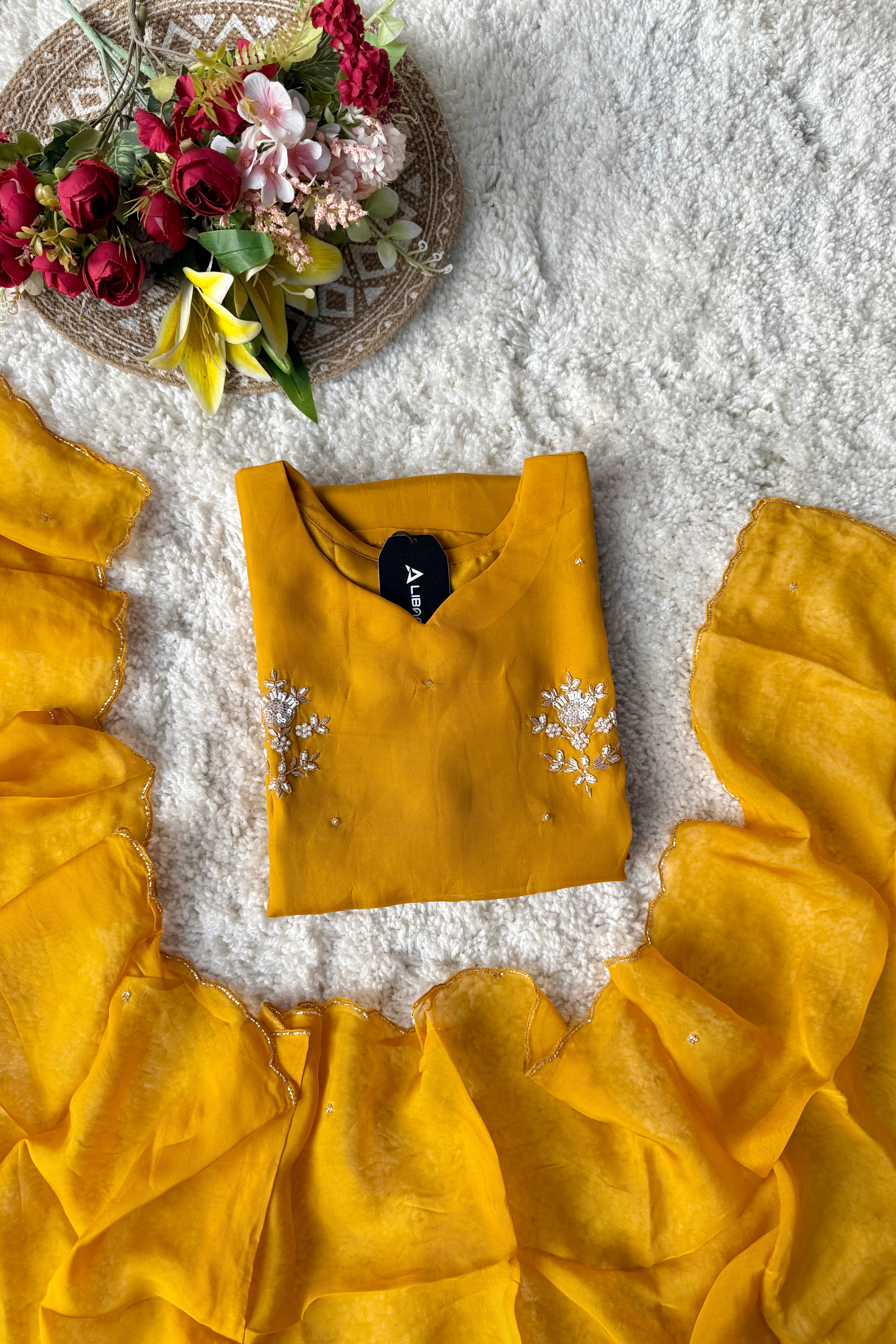 “Ujjwal” Trending Organza Viscose Suit set 🛍️