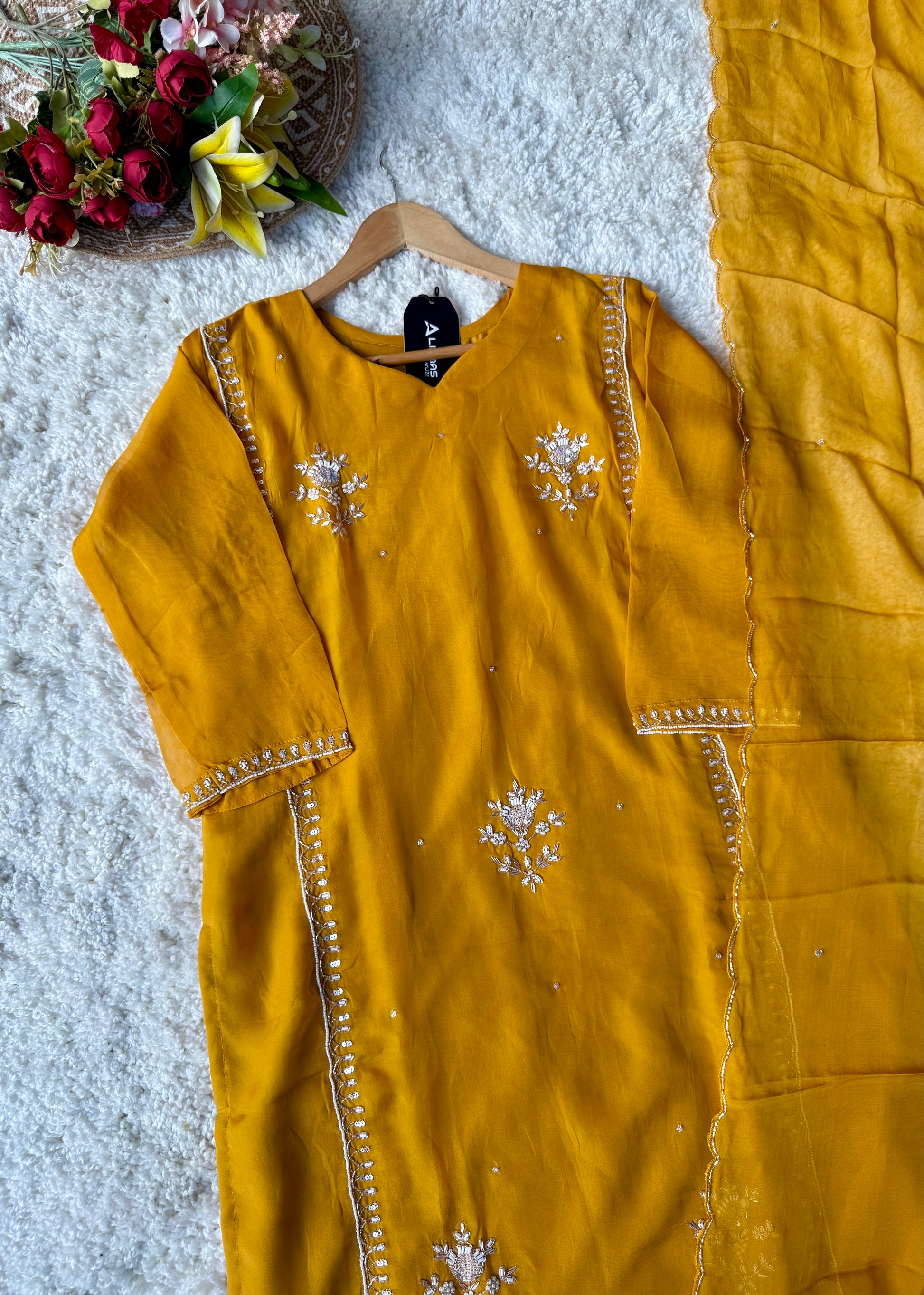 “Ujjwal” Trending Organza Viscose Suit set 🛍️