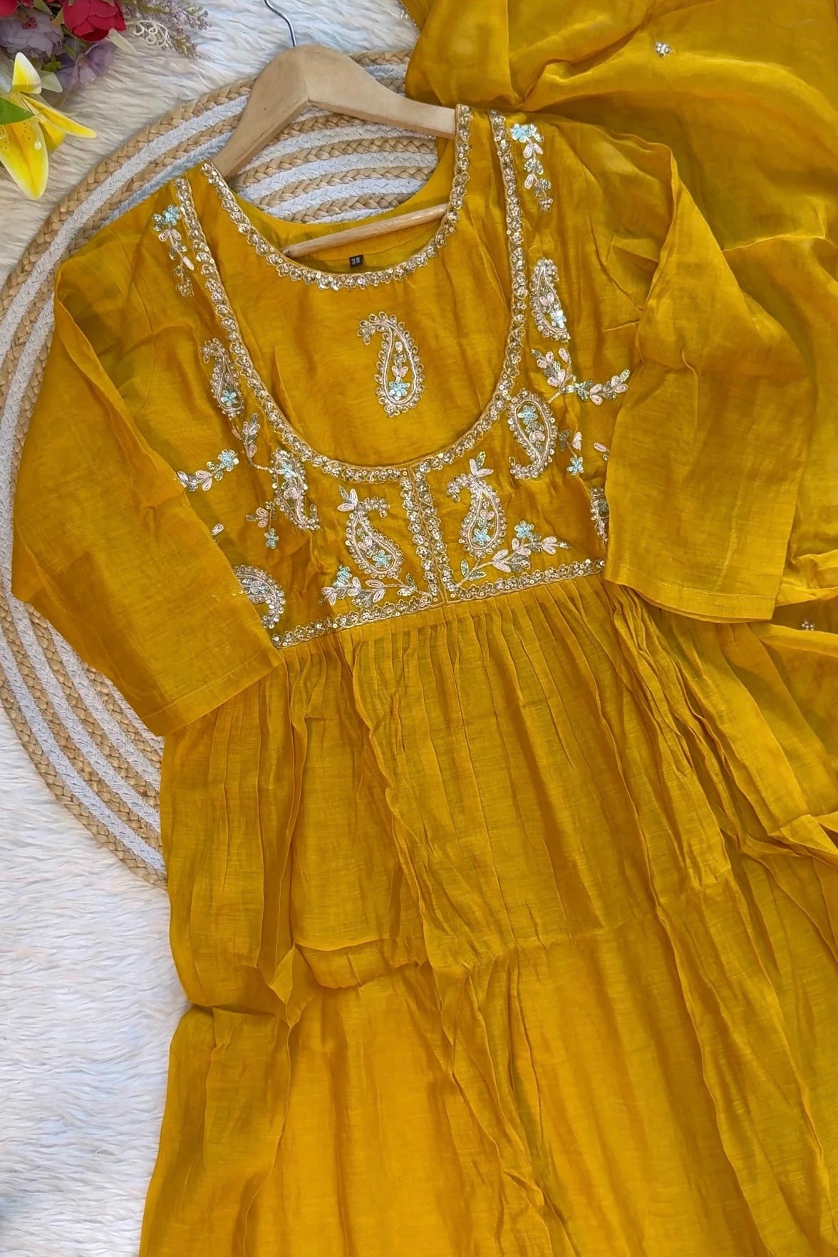 “MAITHALI” Beautiful side cut Mul Chanderi dress