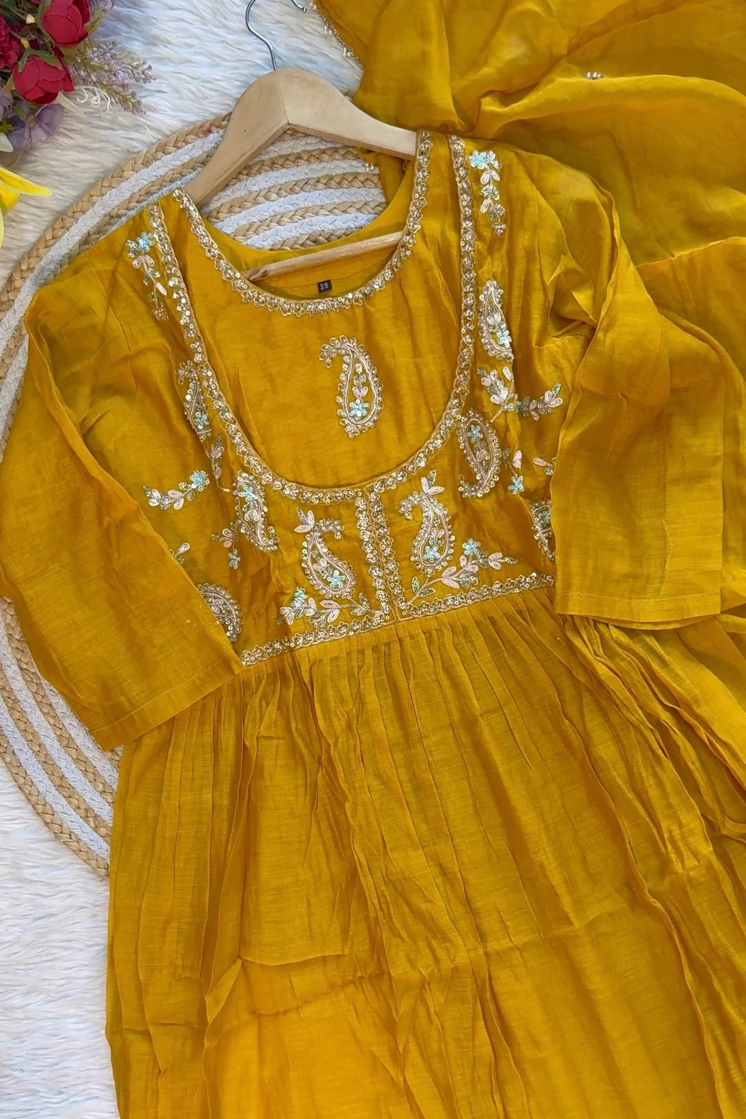 “MAITHALI” Beautiful side cut Mul Chanderi dress