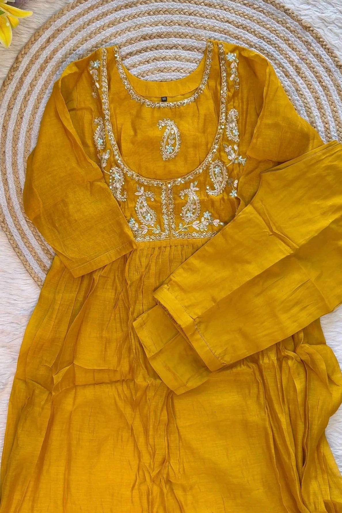 “MAITHALI” Beautiful side cut Mul Chanderi dress