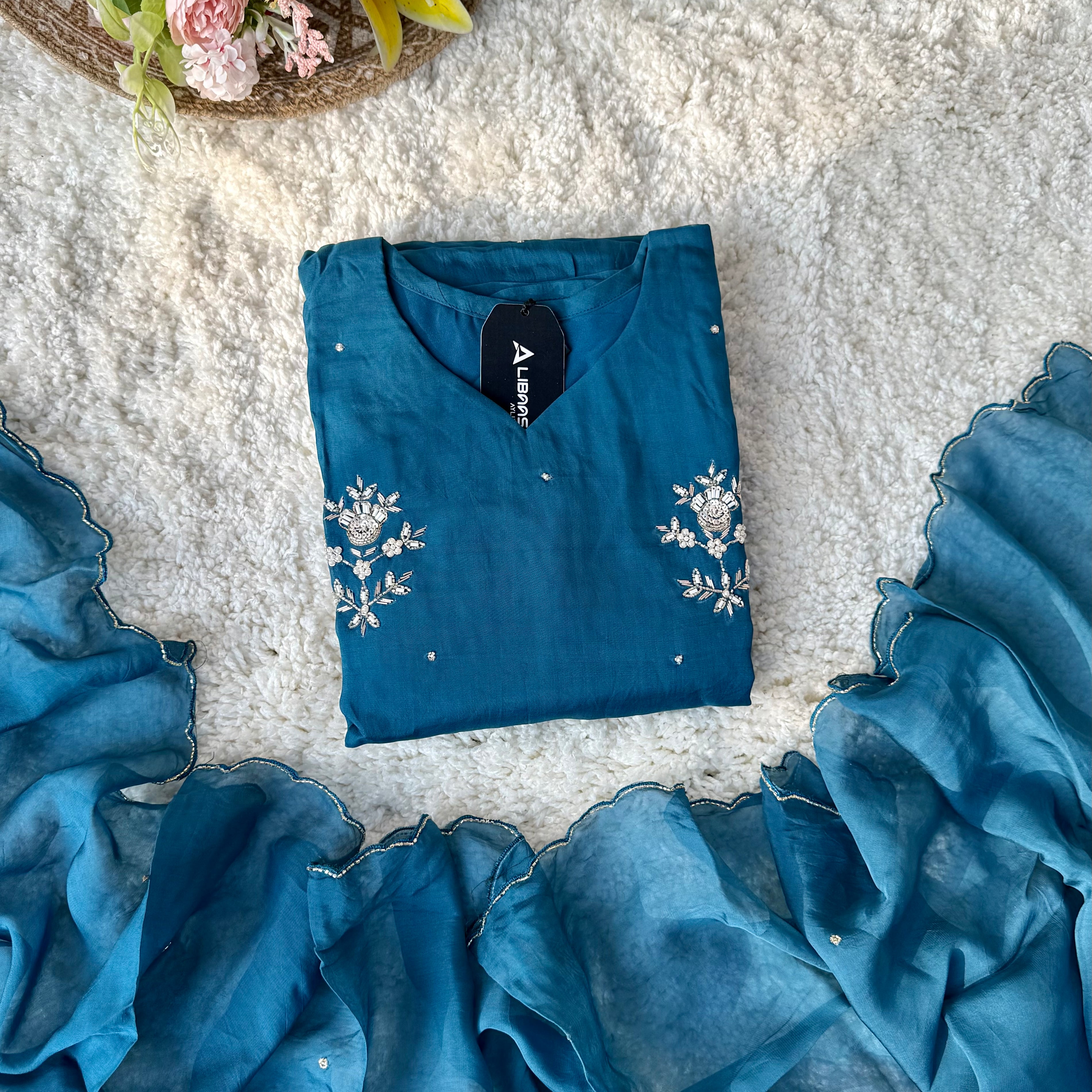 “Ujjwal” Trending Organza Viscose Suit set 🛍️