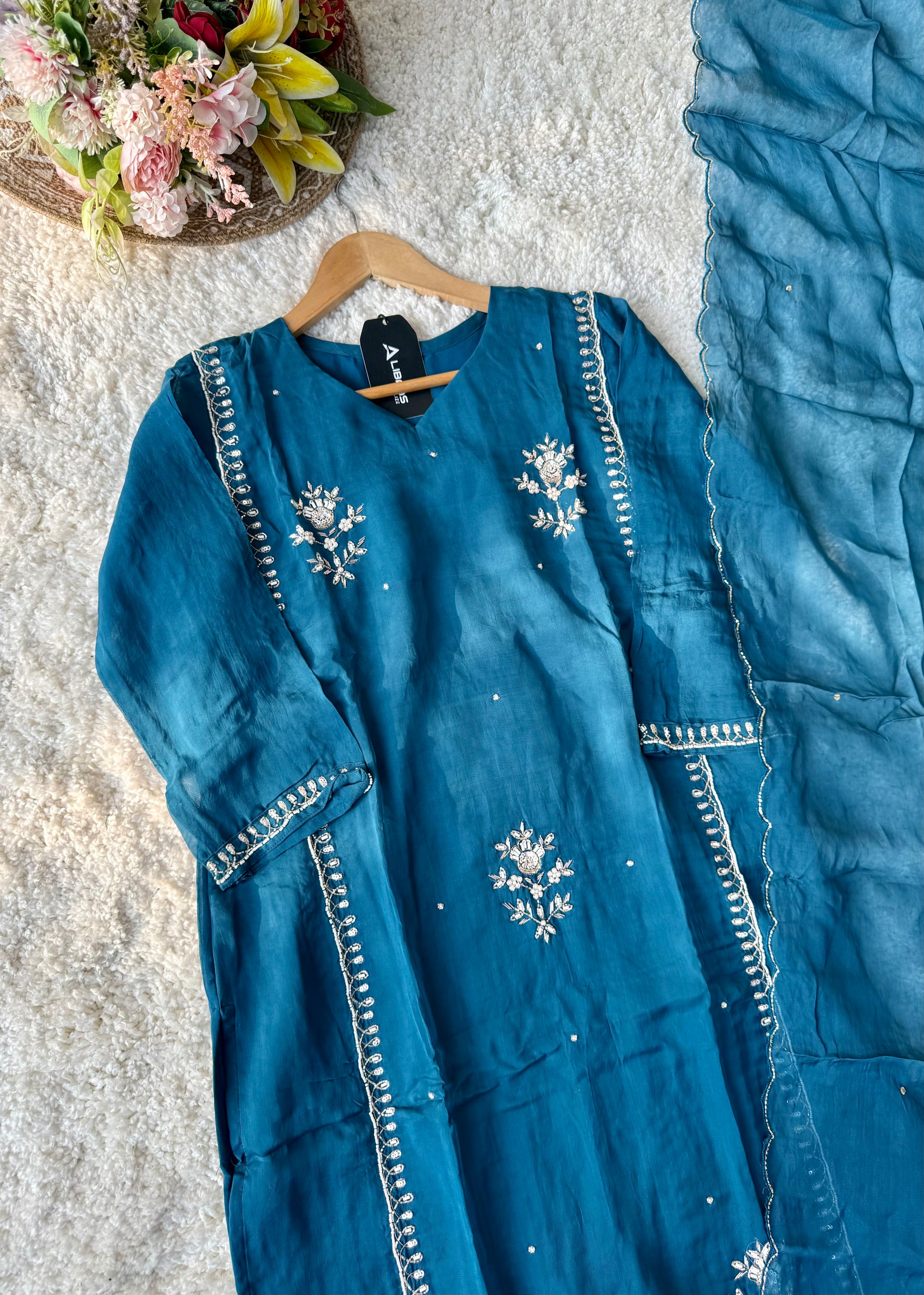 “Ujjwal” Trending Organza Viscose Suit set 🛍️