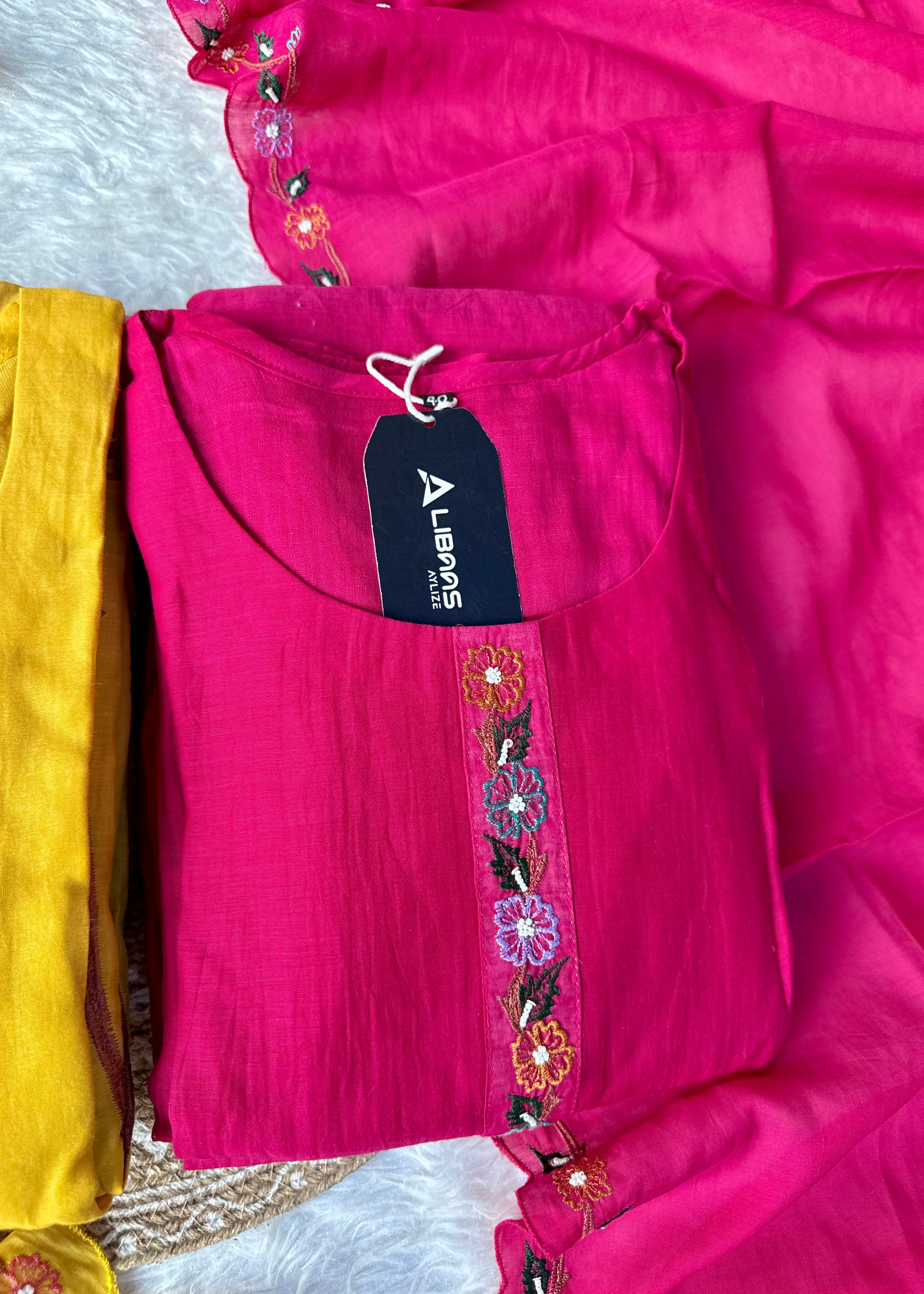 “Gulshan” Gul-E-Noor Banarsi Mul Chanderi A-Line Kurta Set