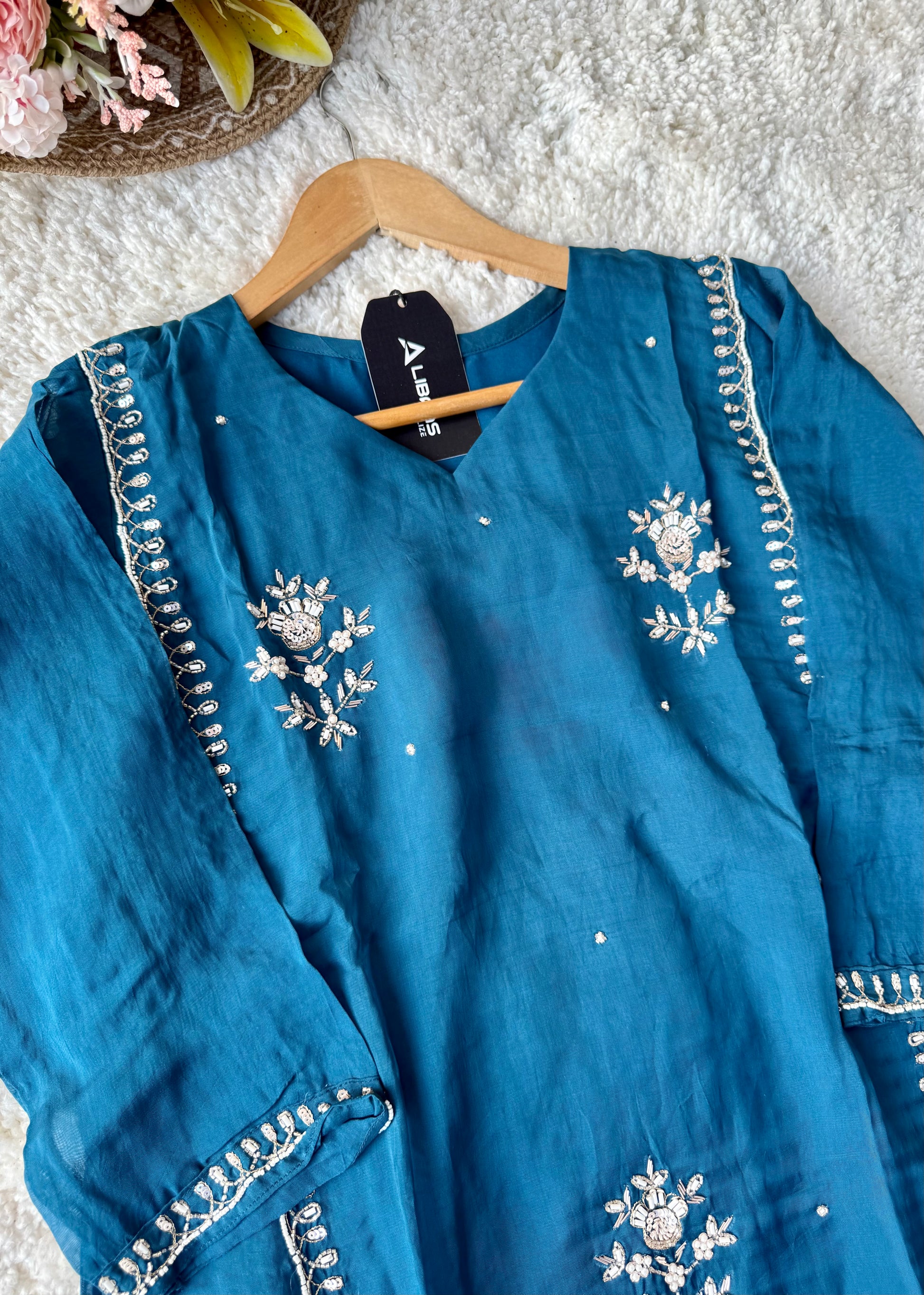 “Ujjwal” Trending Organza Viscose Suit set 🛍️