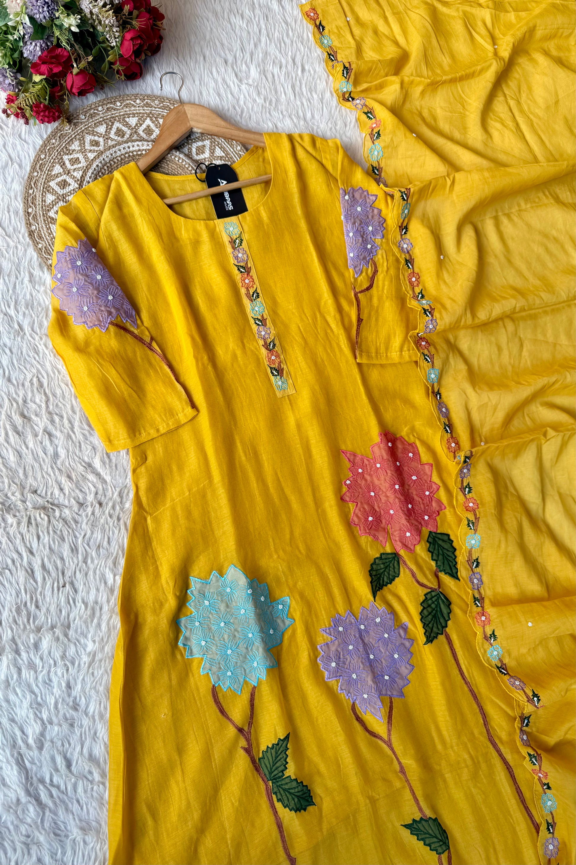 “Gulshan” Gul-E-Noor Banarsi Mul Chanderi A-Line Kurta Set