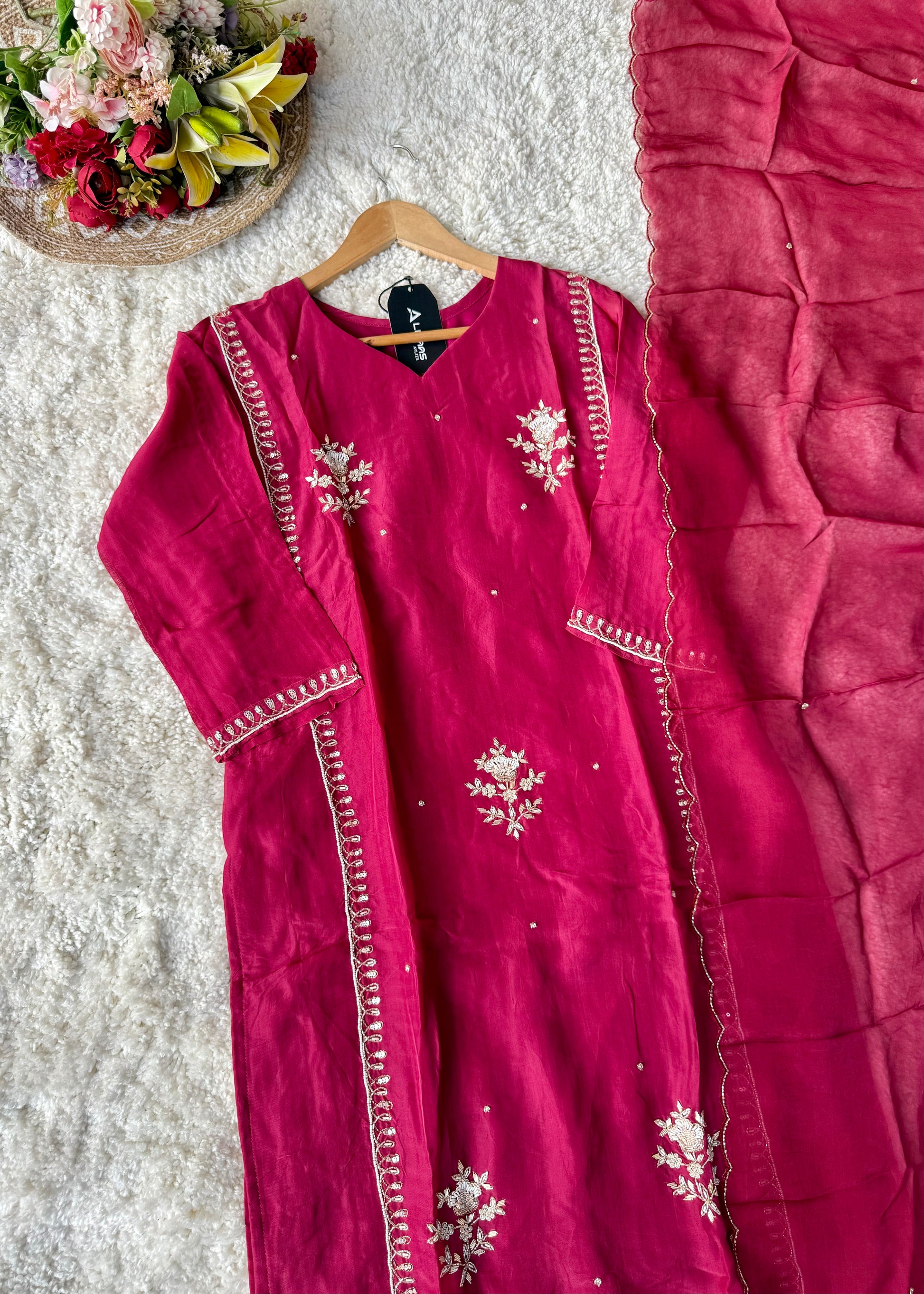 “Ujjwal” Trending Organza Viscose Suit set 🛍️