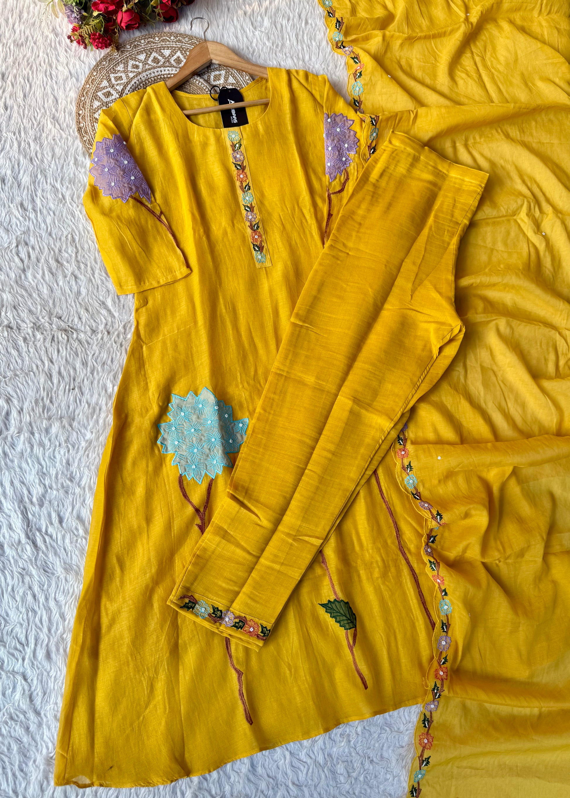 “Gulshan” Gul-E-Noor Banarsi Mul Chanderi A-Line Kurta Set