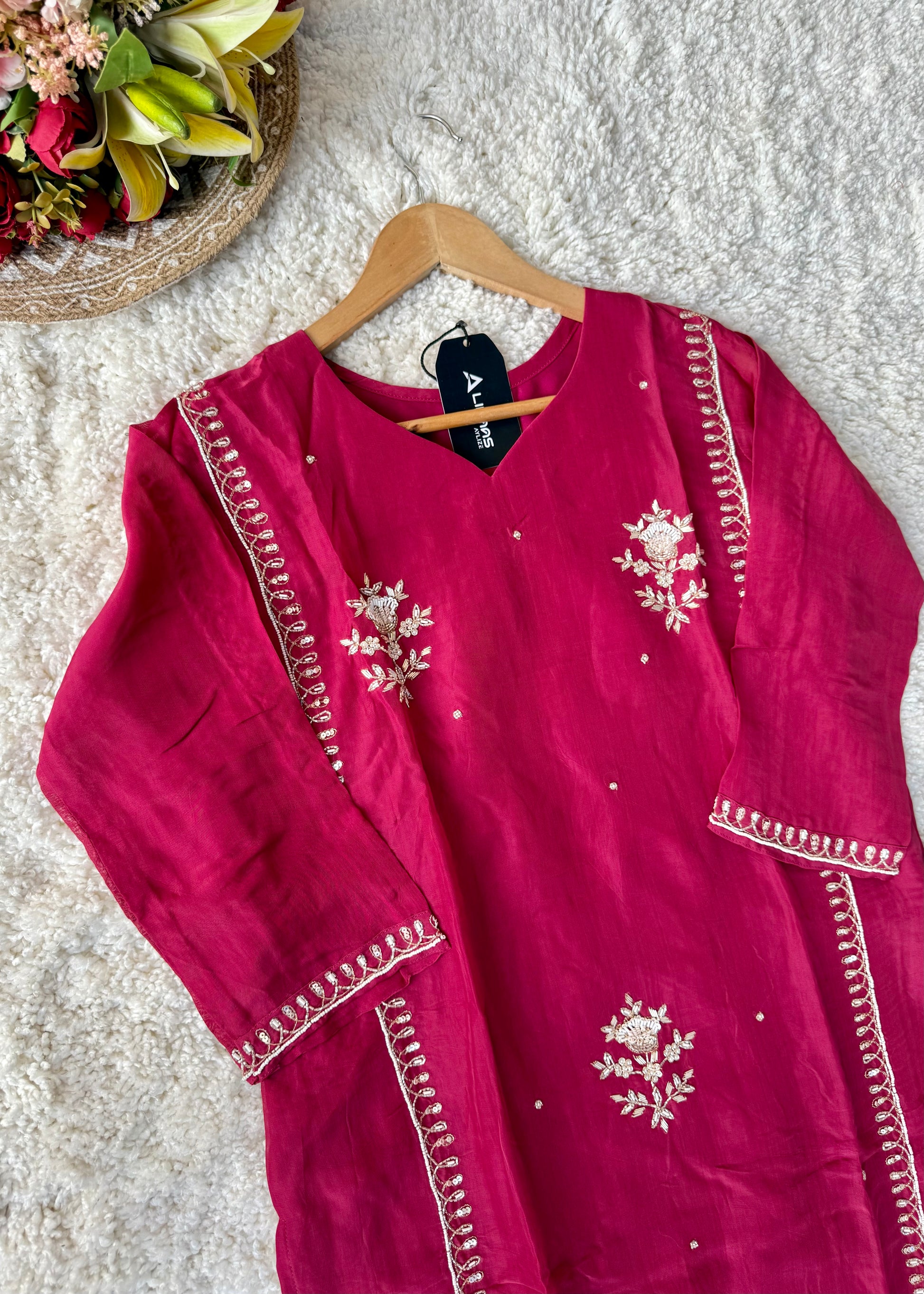 “Ujjwal” Trending Organza Viscose Suit set 🛍️