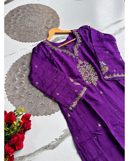 “RUCHI” Premium range handcrafted dola silk set