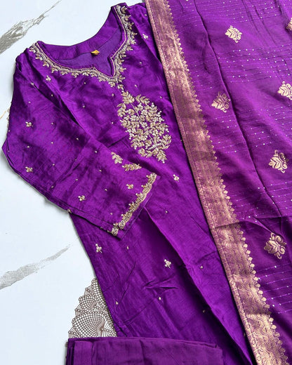 “RUCHI” Premium range handcrafted dola silk set