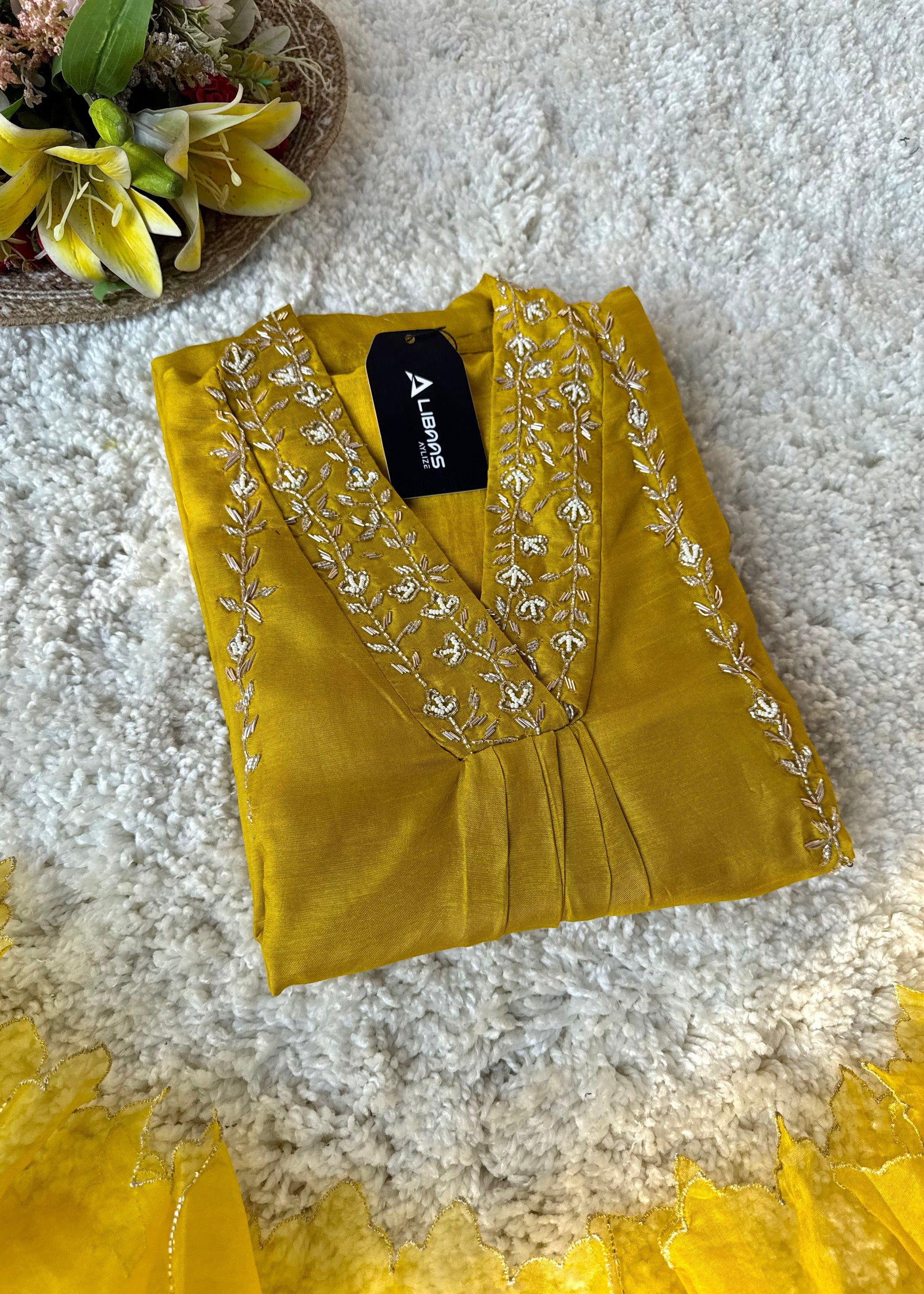“Eira” Heavy handwork Dola silk A line kurti set 🛍️