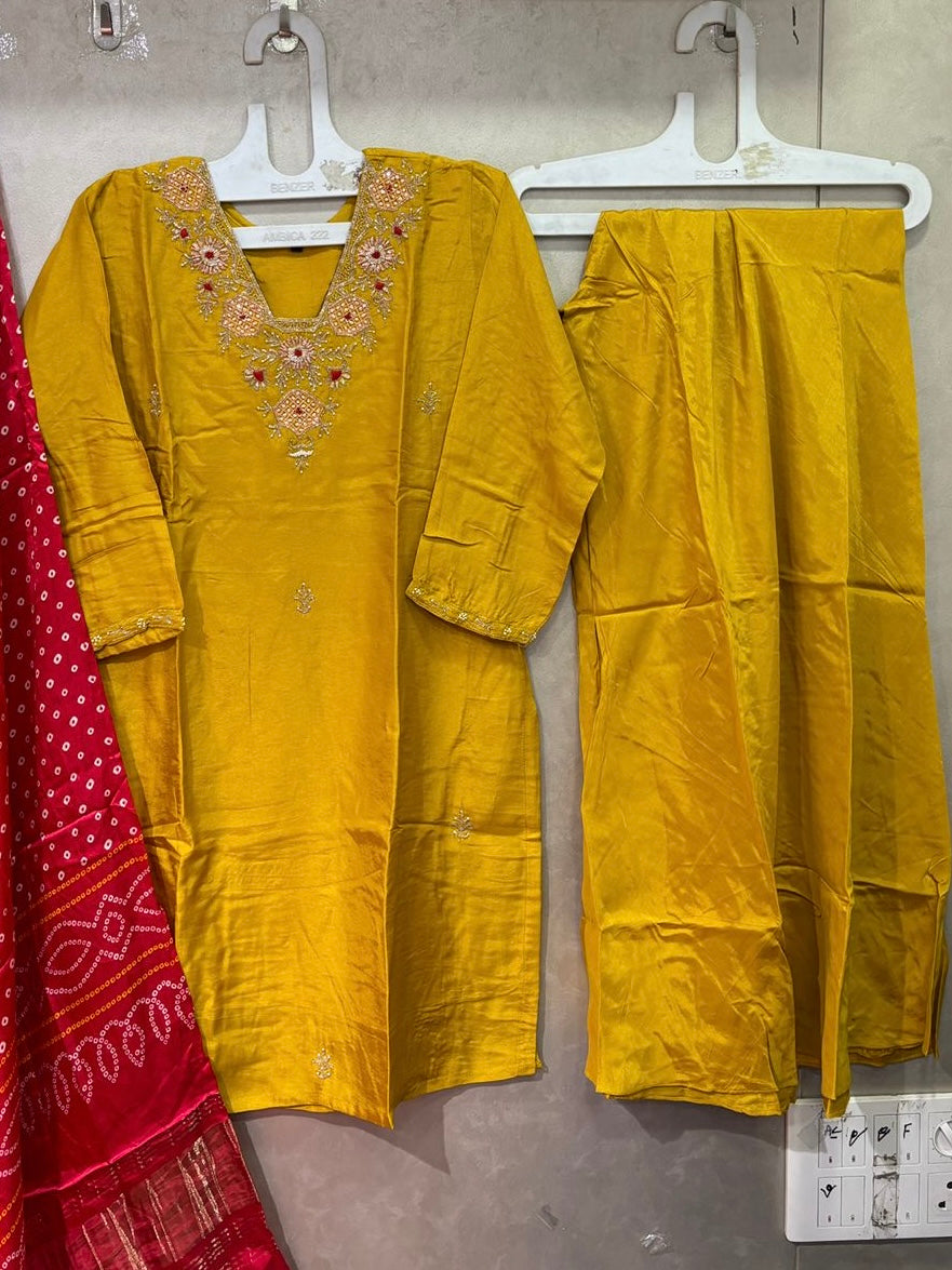 “Larzish” Handcuffed dola silk kurta bottom with dupatta set