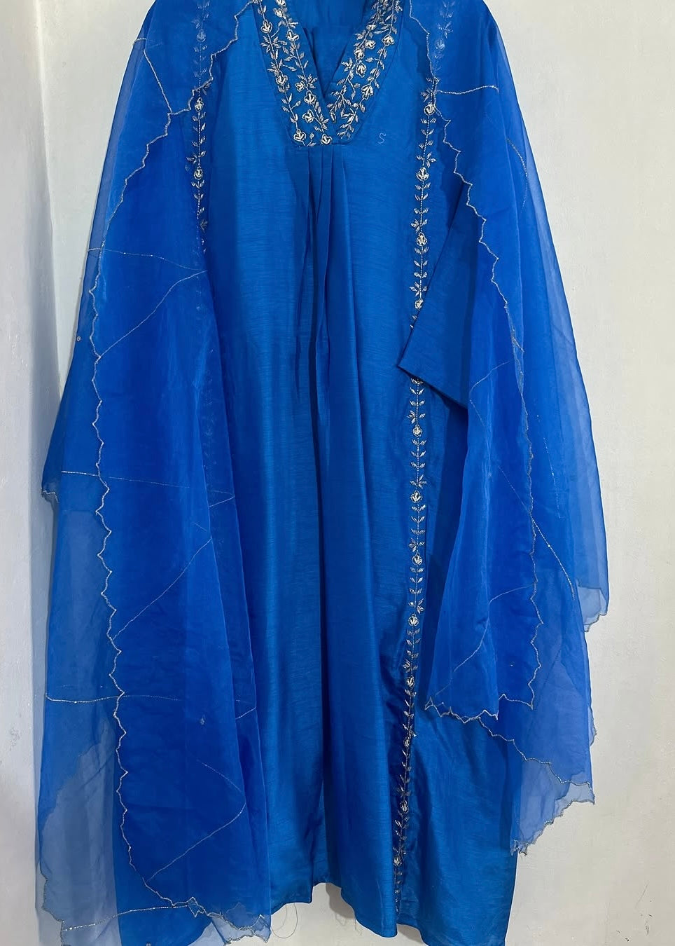 “Eira” Heavy handwork Dola silk A line kurti set 🛍️