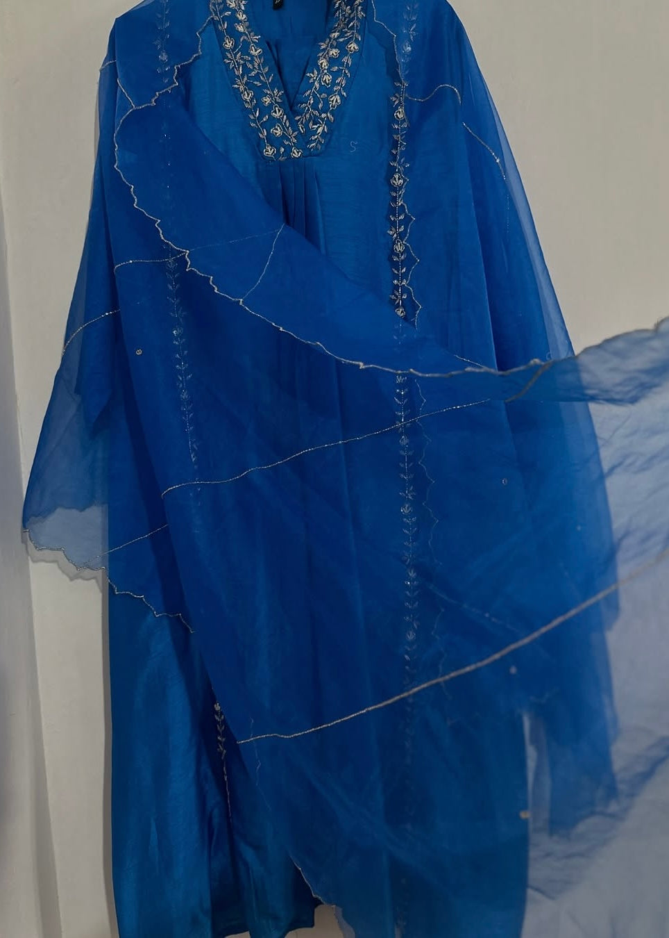 “Eira” Heavy handwork Dola silk A line kurti set 🛍️