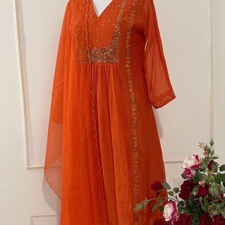 “Ayza” Premium Orange Mul Chanderi A Line Suit set 🛍️