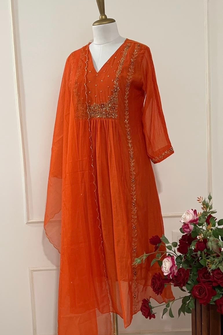 “Ayza” Premium Orange Mul Chanderi A Line Suit set 🛍️