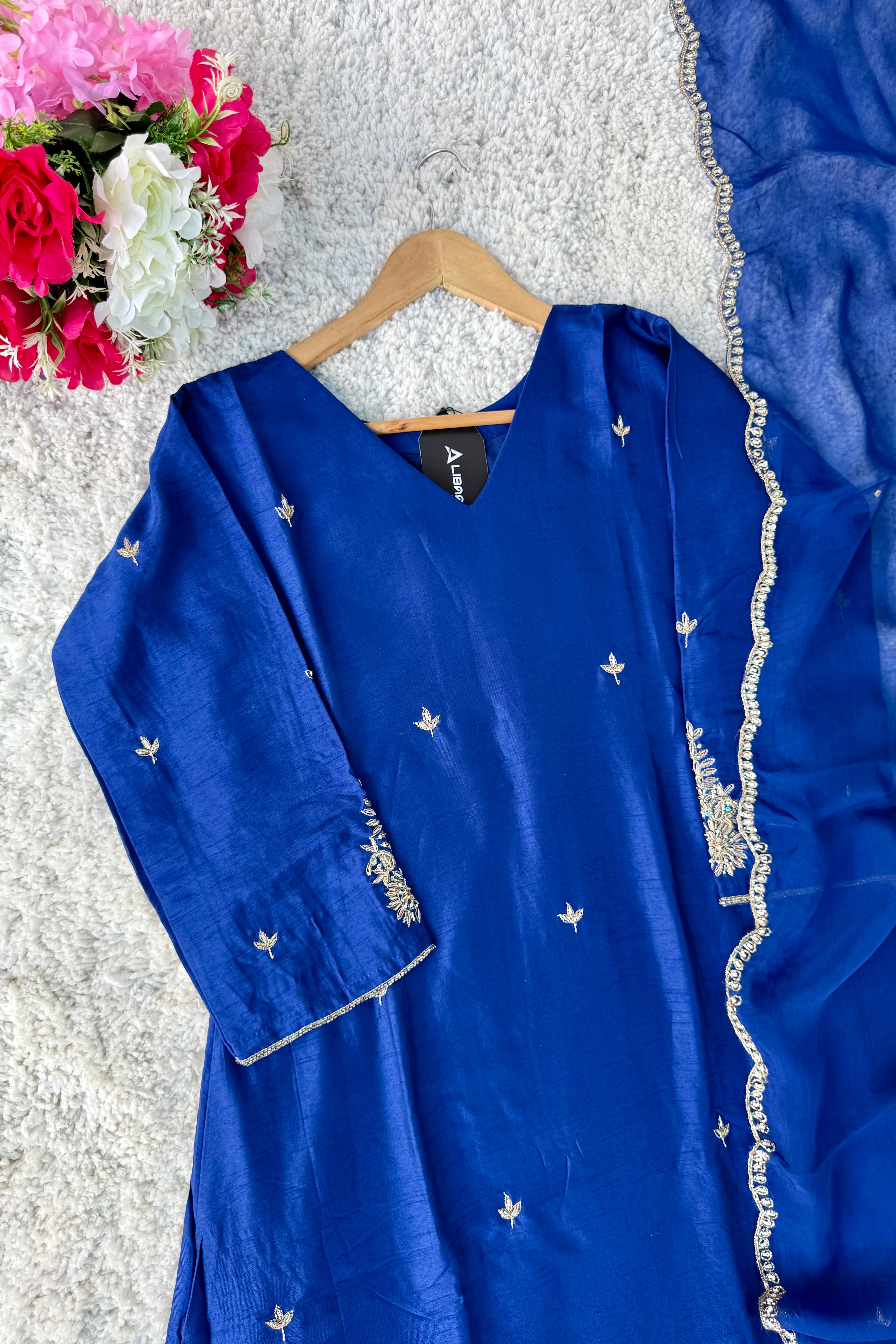 ✨”Aarti– Premium Dola Silk Heavy Anarkali Kurta Set
