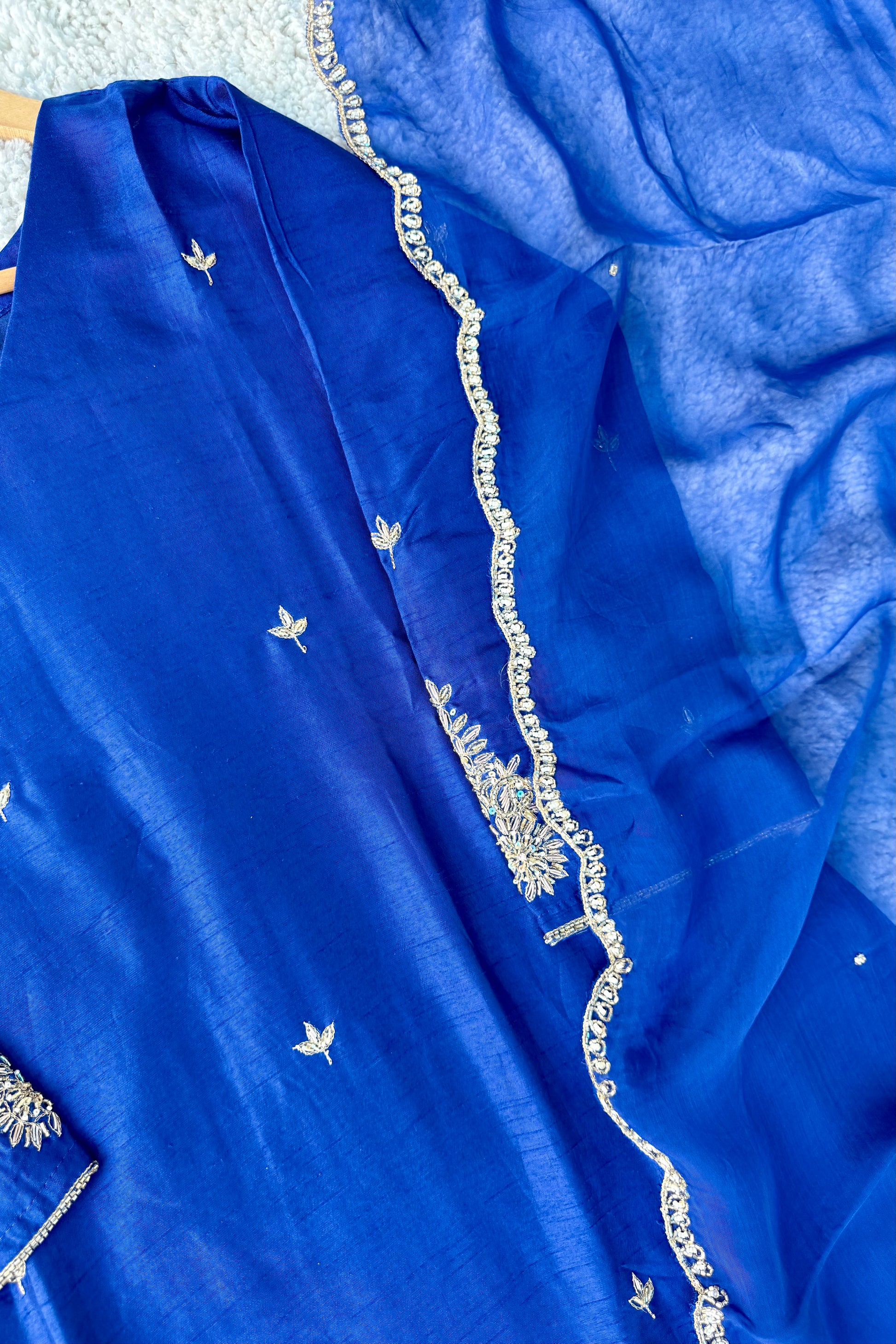 ✨”Aarti– Premium Dola Silk Heavy Anarkali Kurta Set