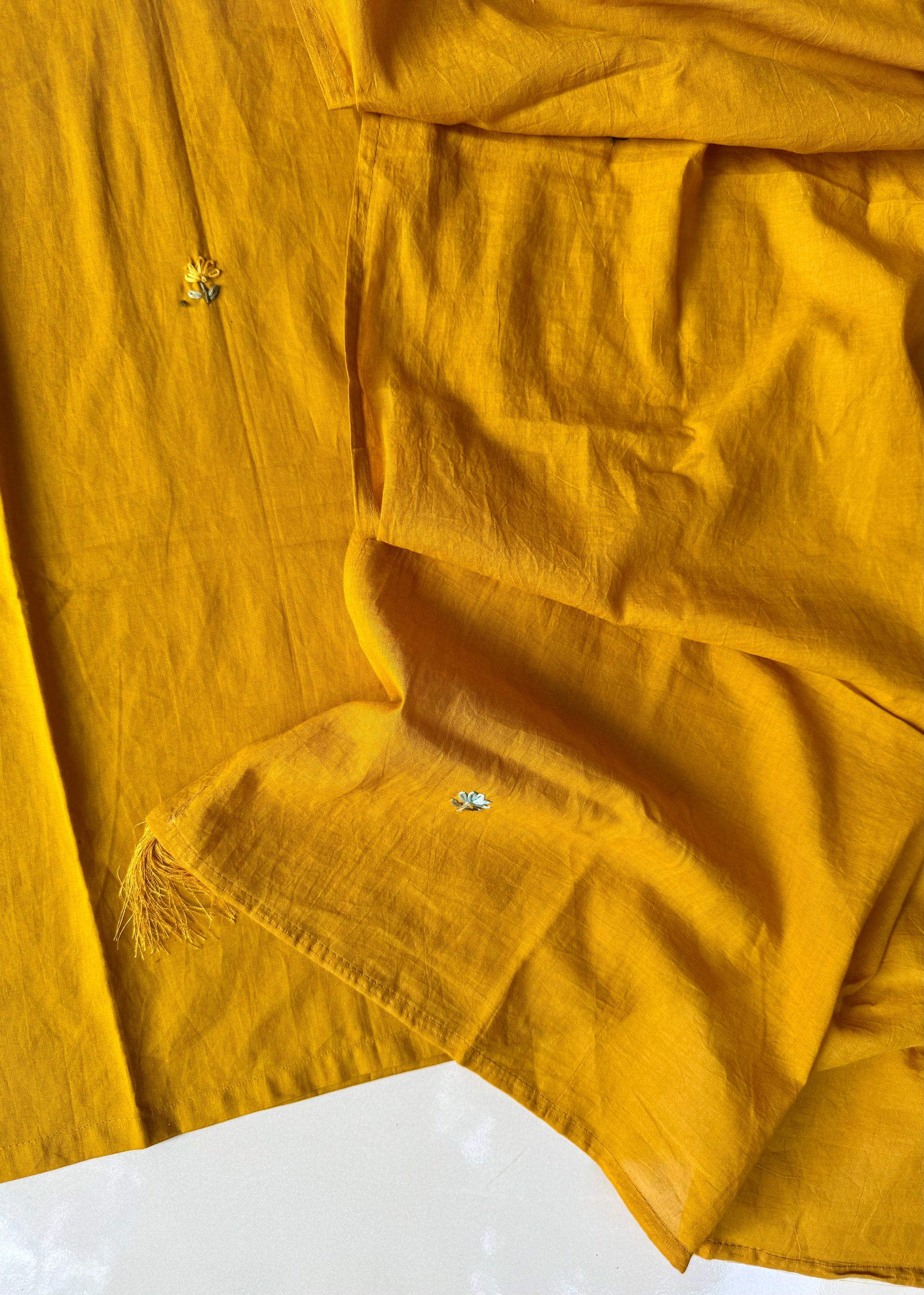 “Avnika” Premium cotton thread work kurta set