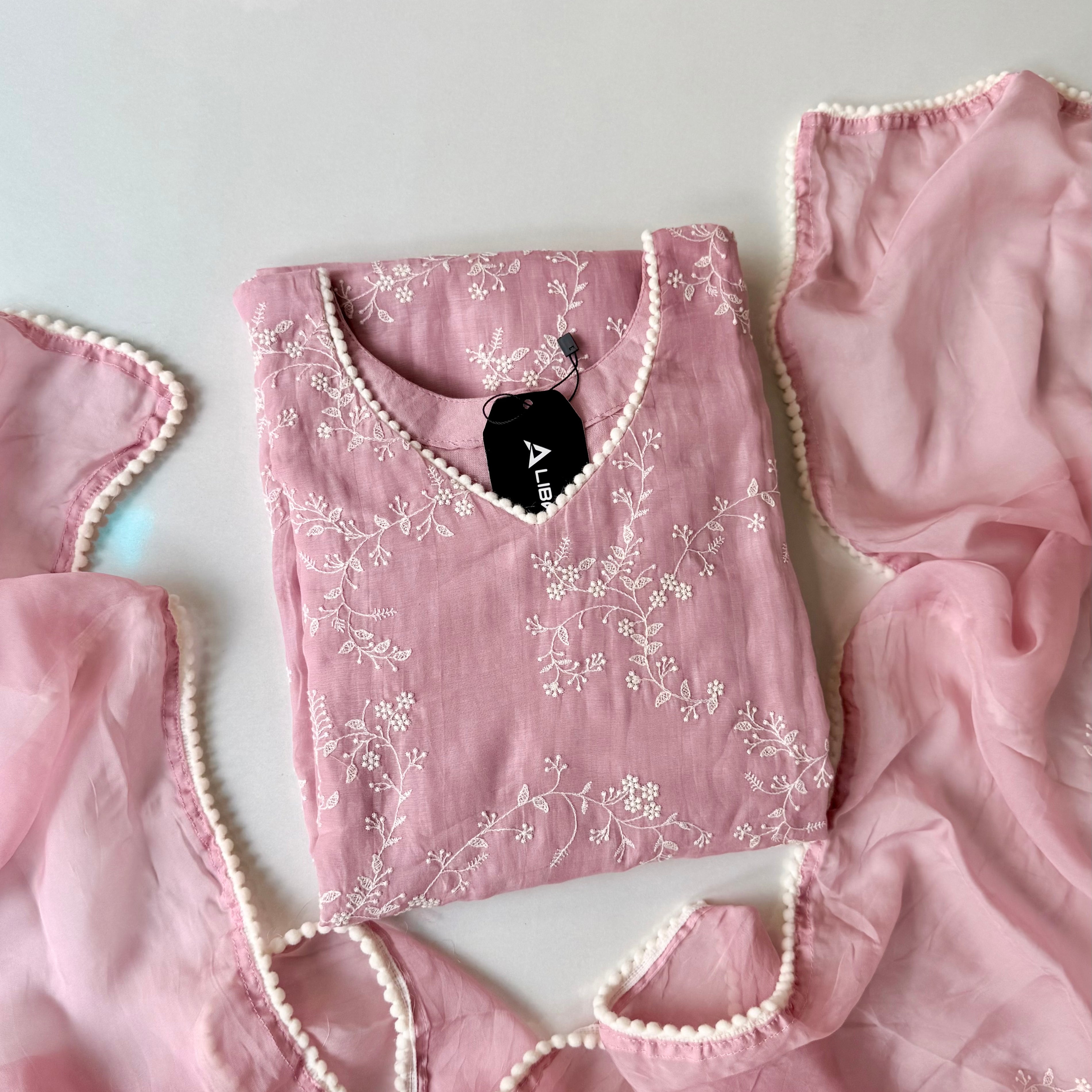 “Elina” Blossom Pink Mul Chanderi A Line Suit set 🛍️