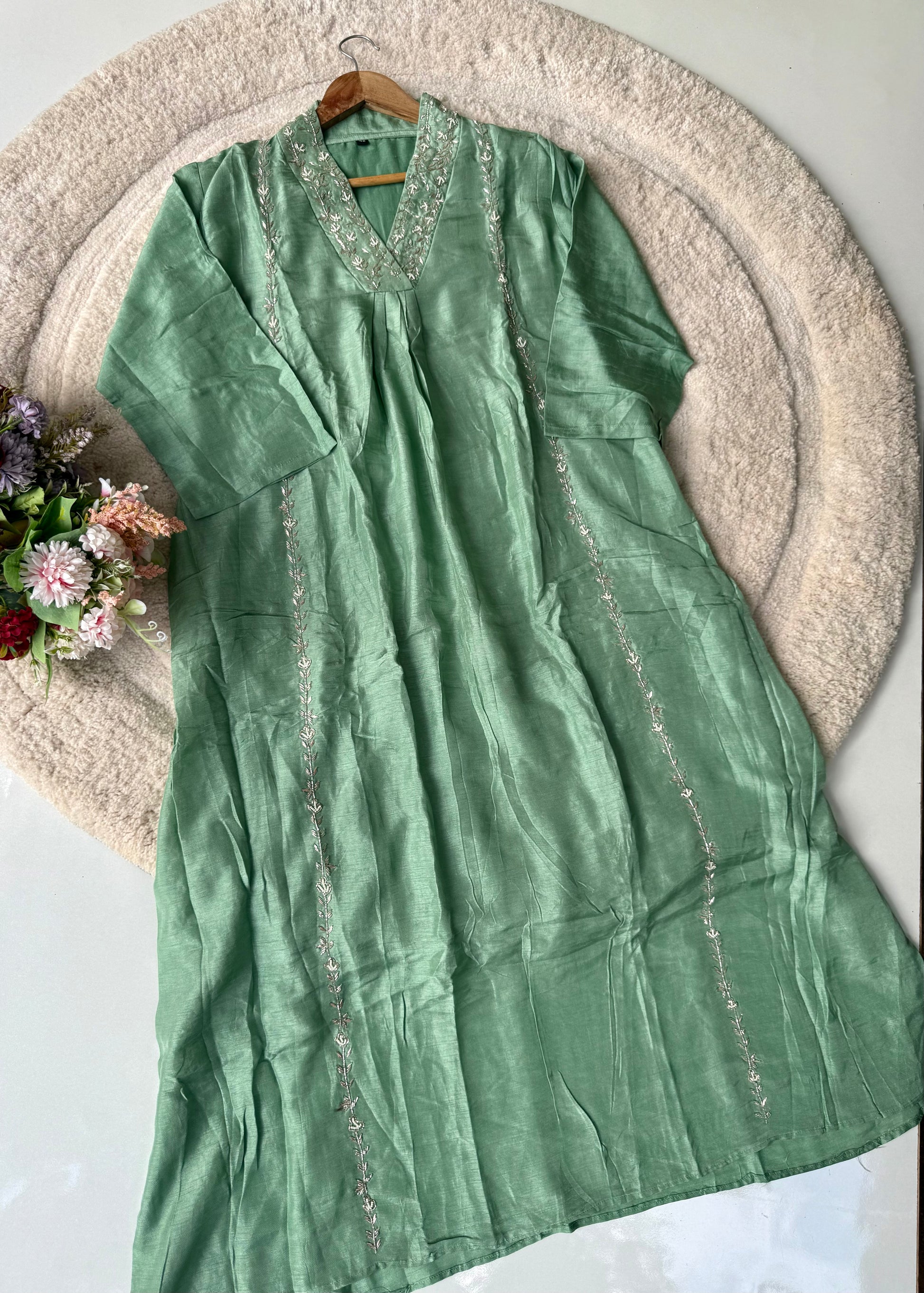 “Eira” Heavy handwork Dola silk A line kurti set 🛍️