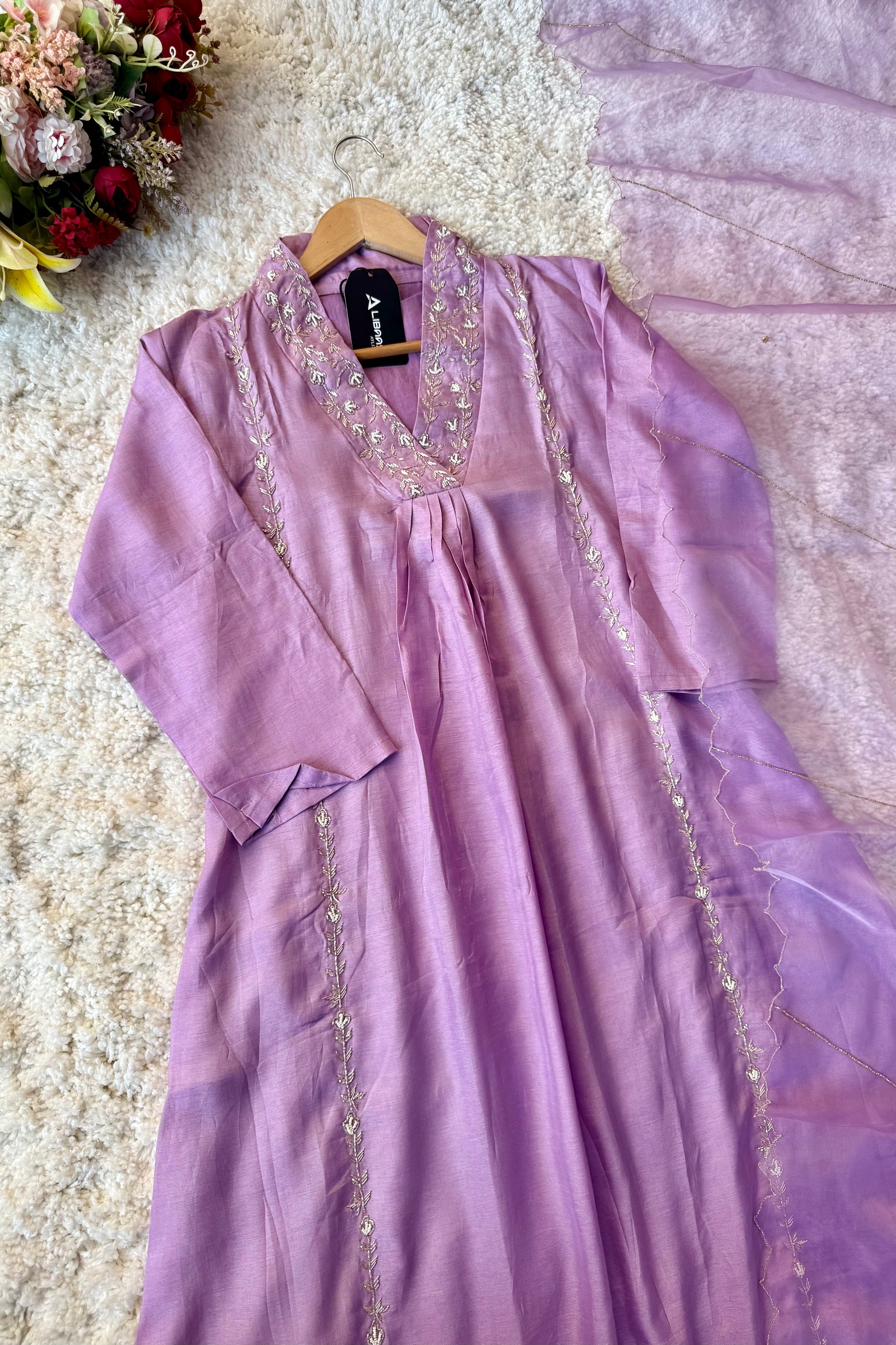 “Eira” Heavy handwork Dola silk A line kurti set 🛍️