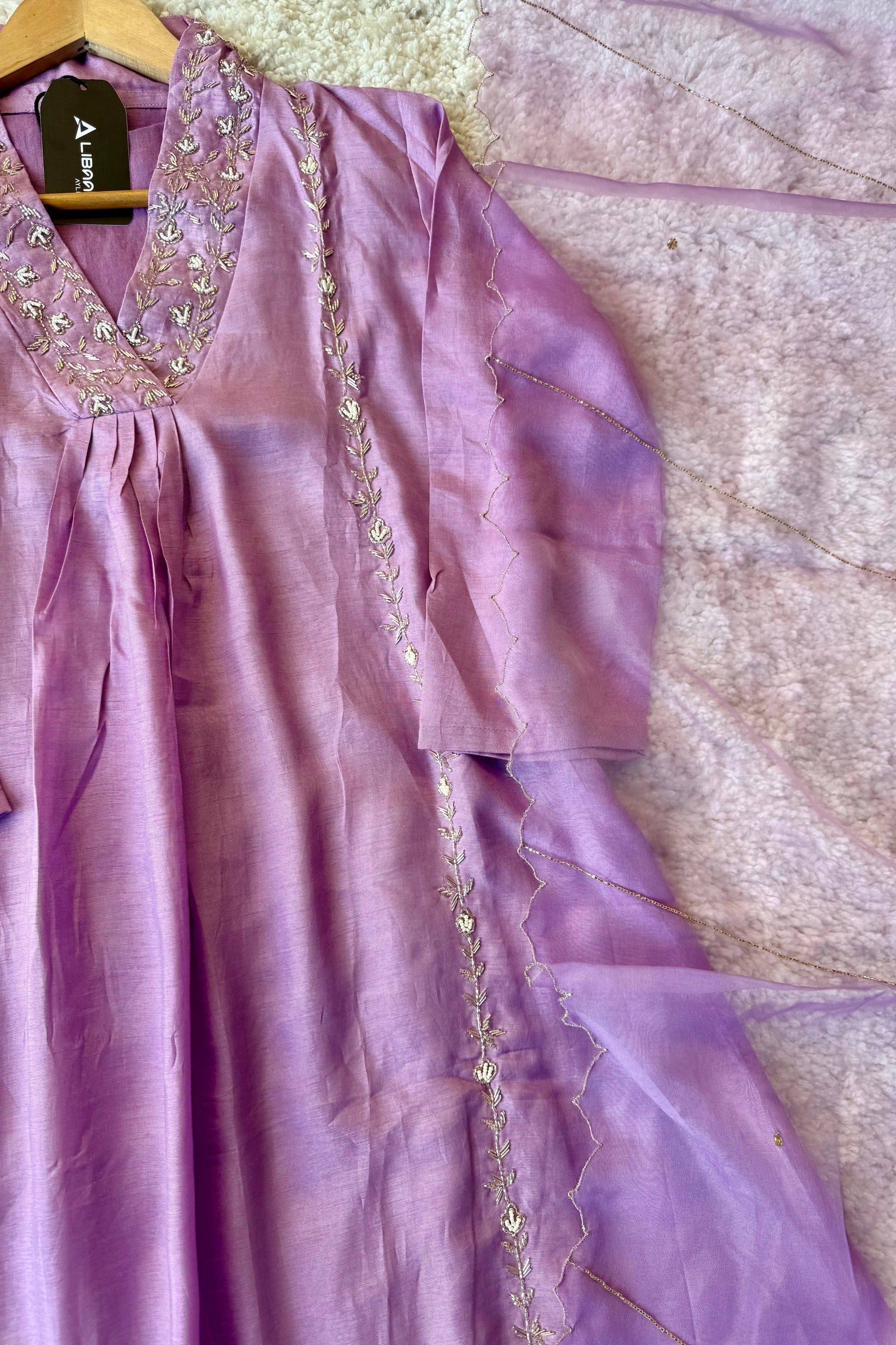 “Eira” Heavy handwork Dola silk A line kurti set 🛍️