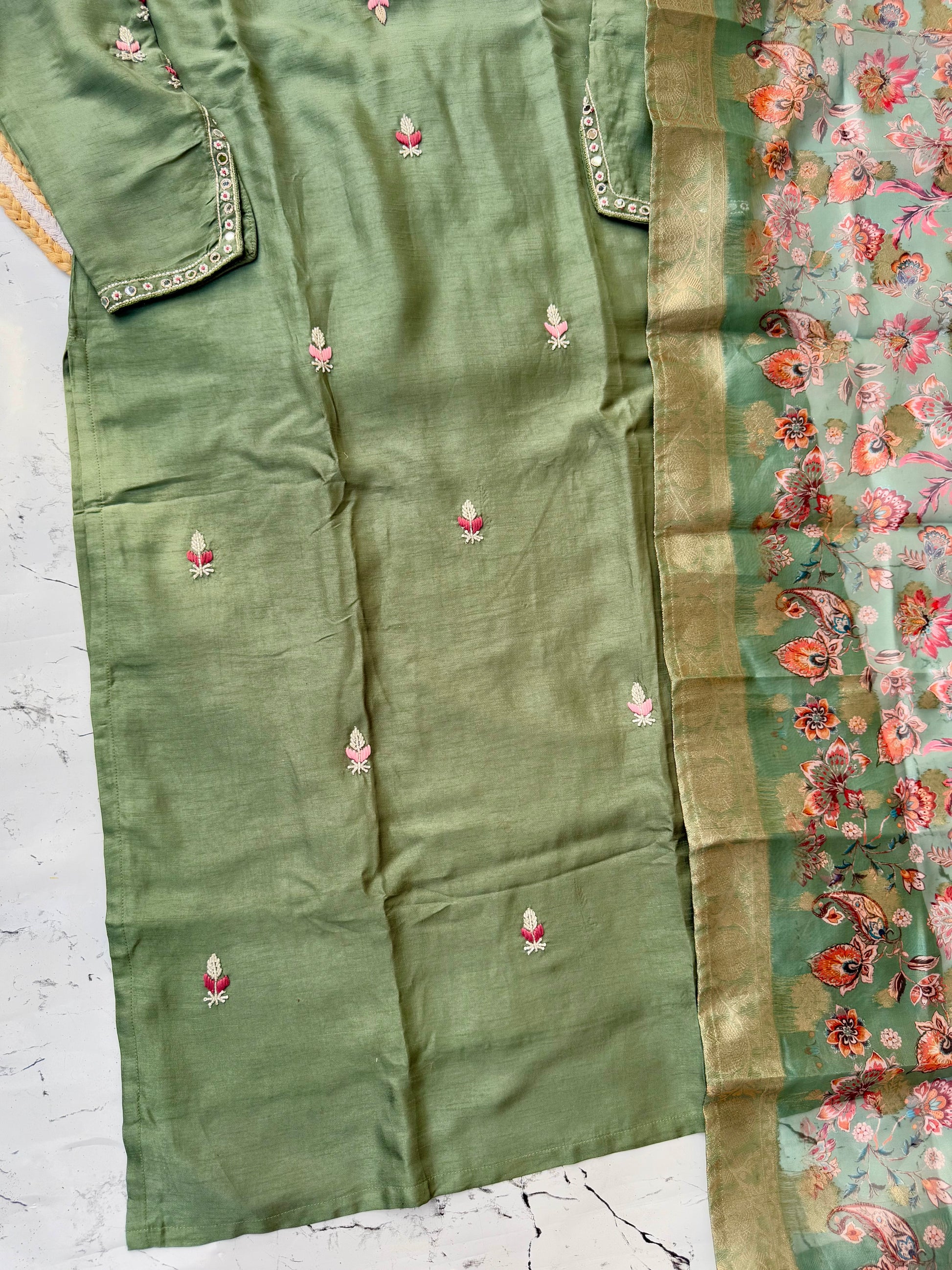 "Iqraar" Party wear Handcrafted dola silk set