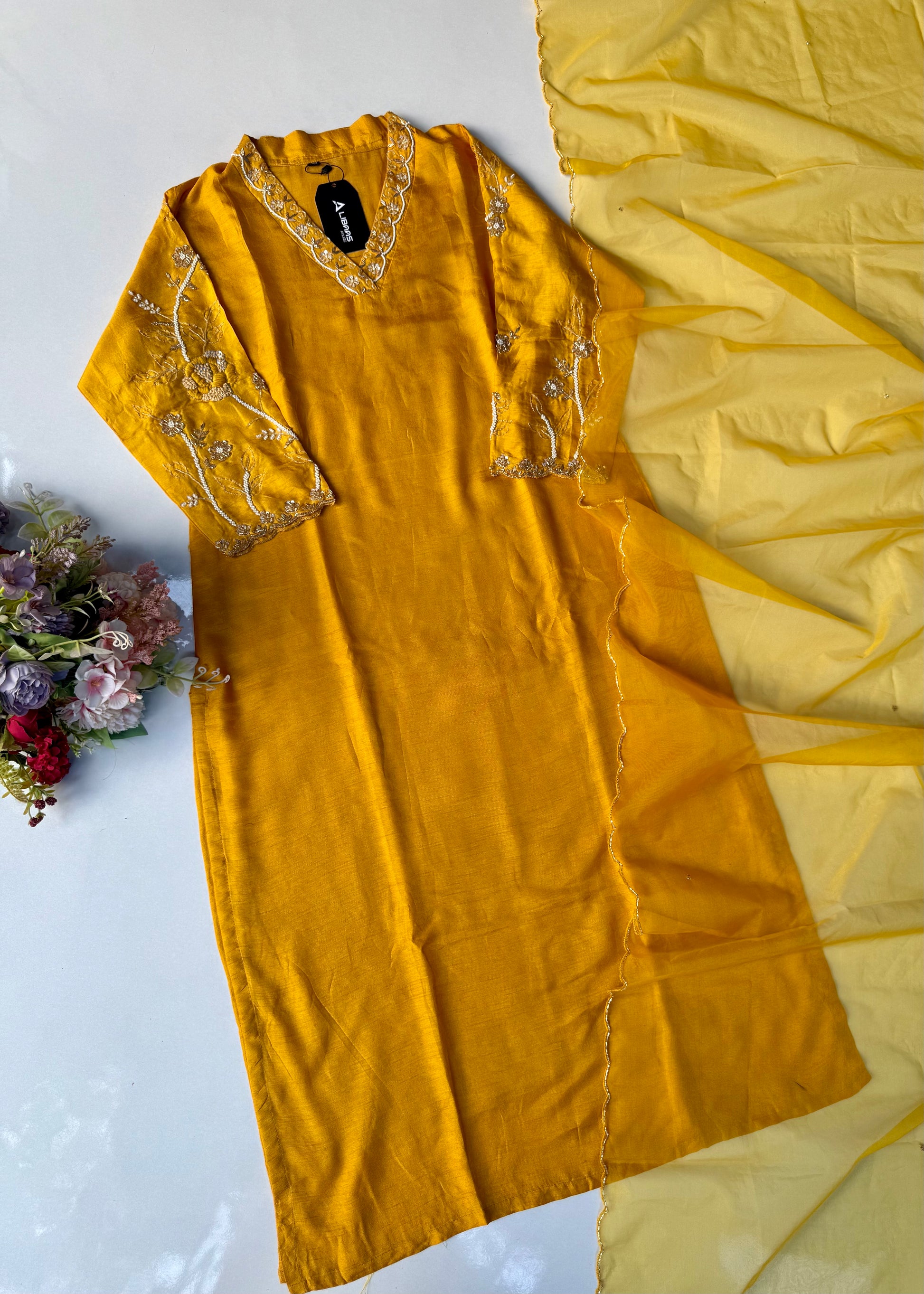 “Ivory” Beautiful Dola silk handcrafted kurta set