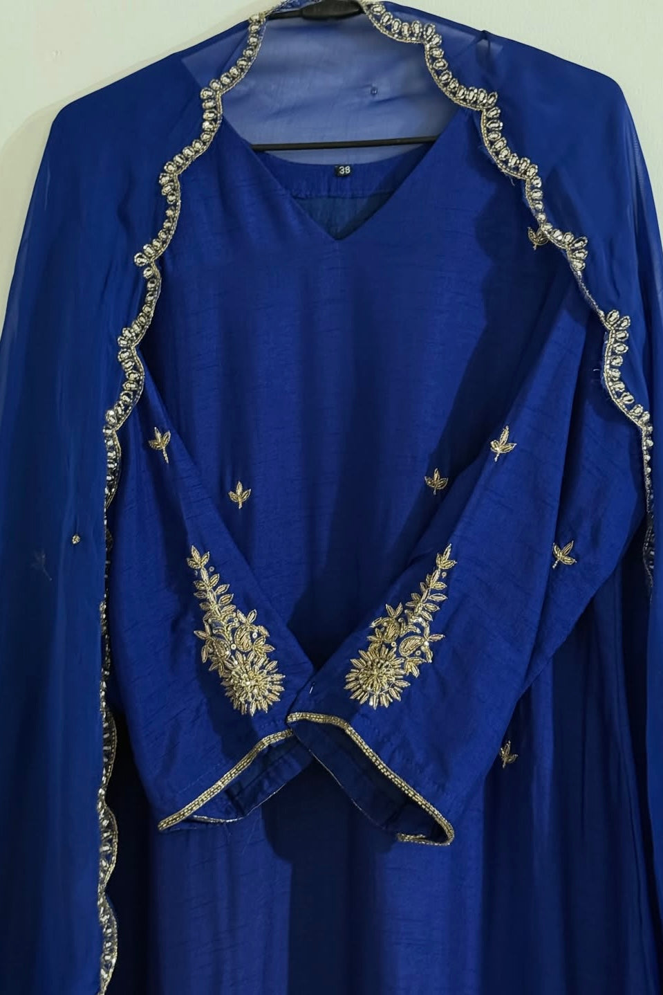 ✨”Aarti– Premium Dola Silk Heavy Anarkali Kurta Set
