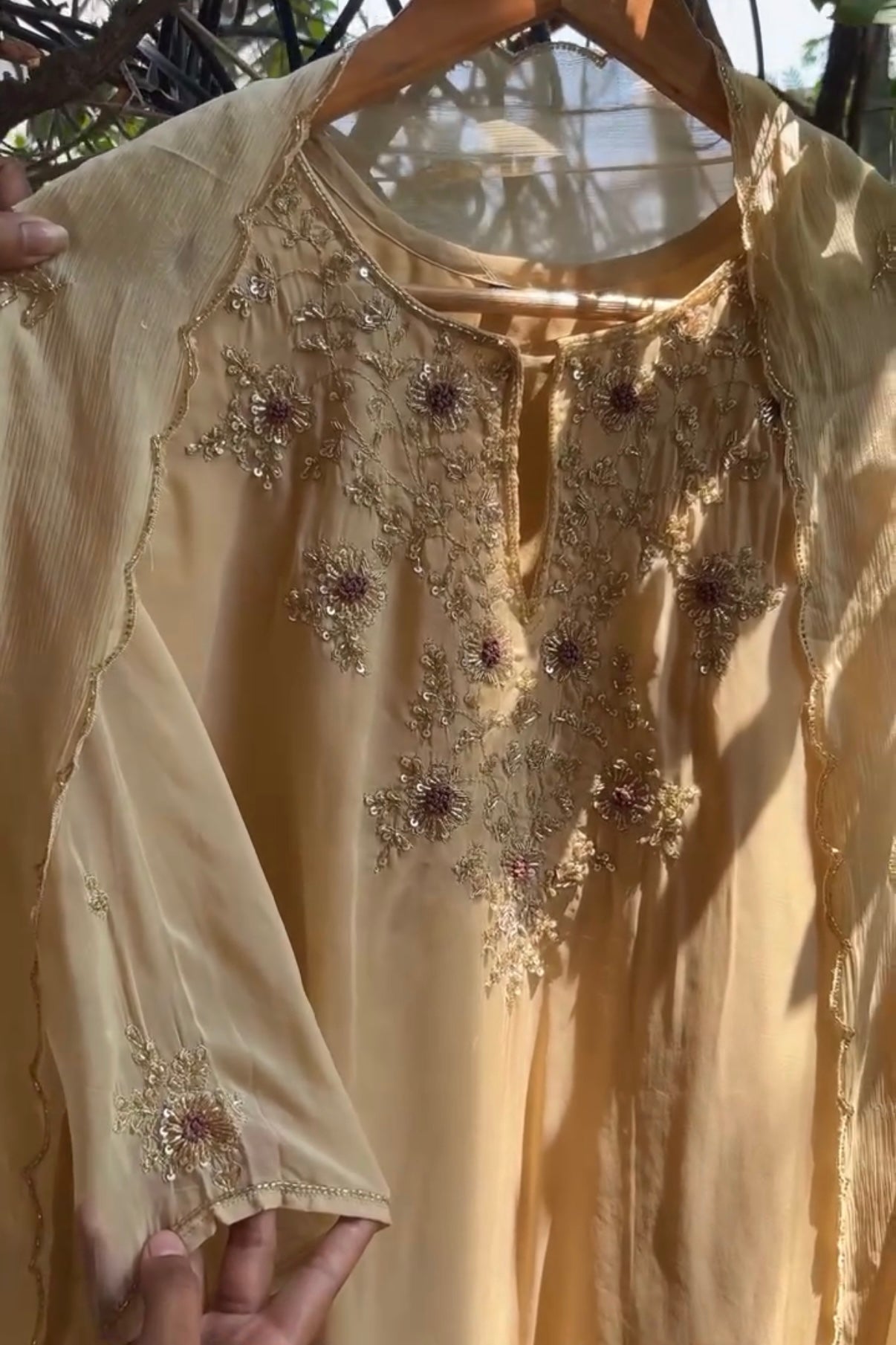 "Palermo” Beige Biscuit viscose organza kurti bottom dupatta set 🛍️