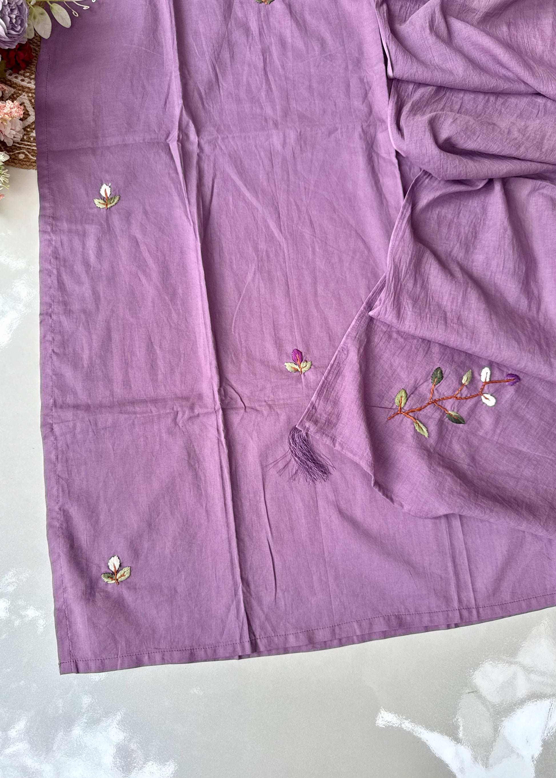 “Avnika” Premium cotton thread work kurta set