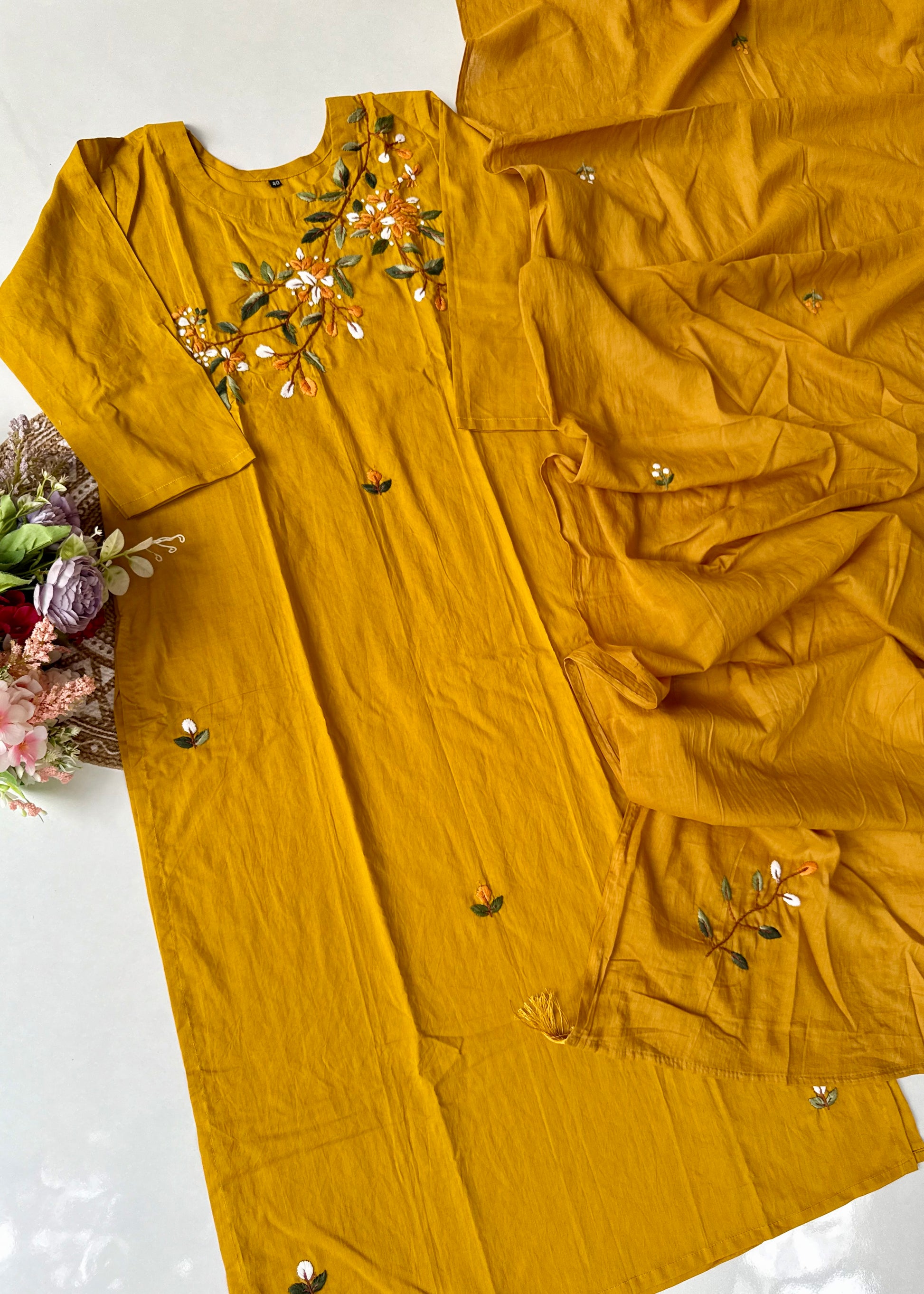 “Avnika” Premium cotton thread work kurta set
