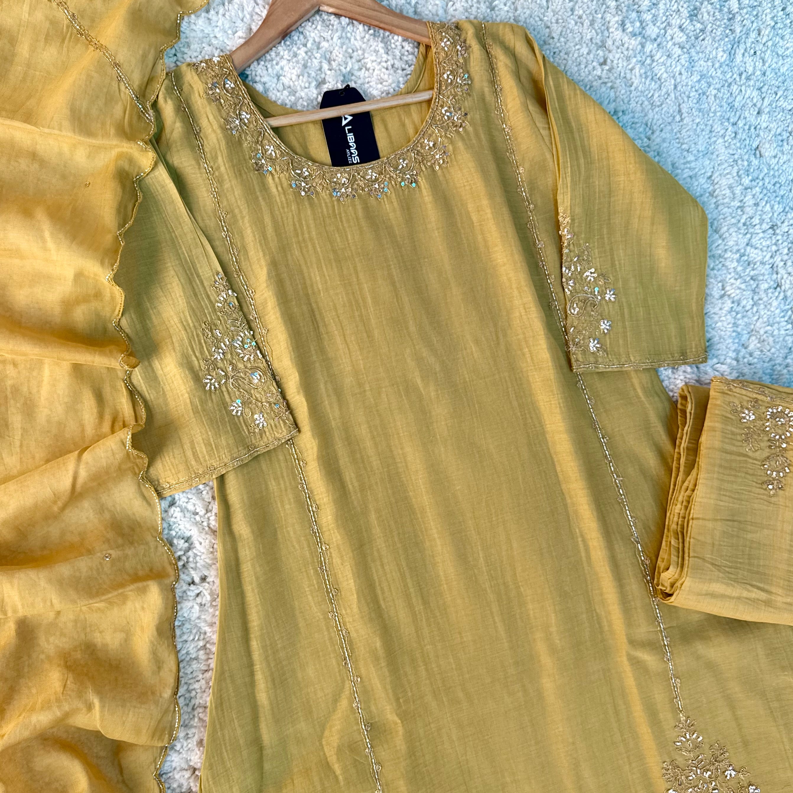 💛”Nayra – Premium Mul Chanderi A-Line Kurta Set