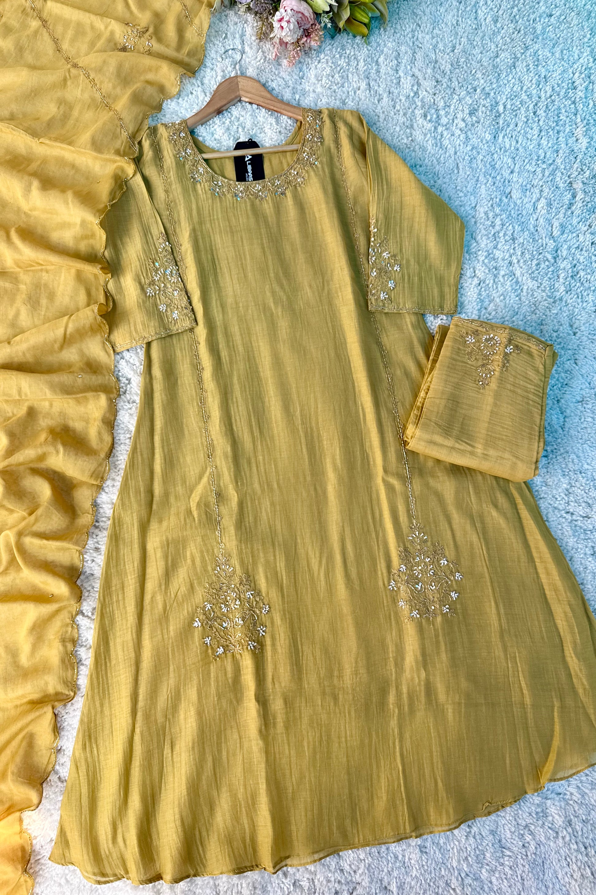 💛”Nayra – Premium Mul Chanderi A-Line Kurta Set