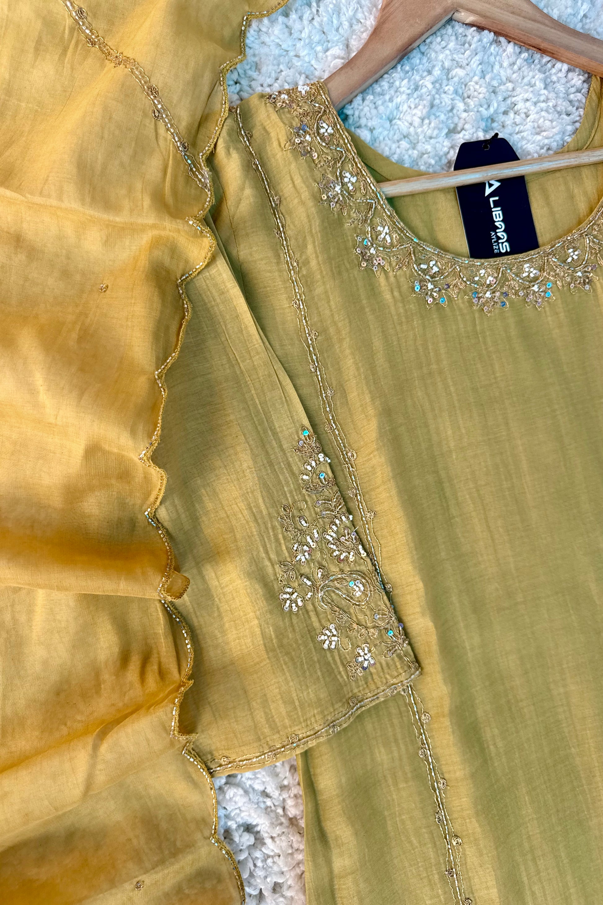 💛”Nayra – Premium Mul Chanderi A-Line Kurta Set