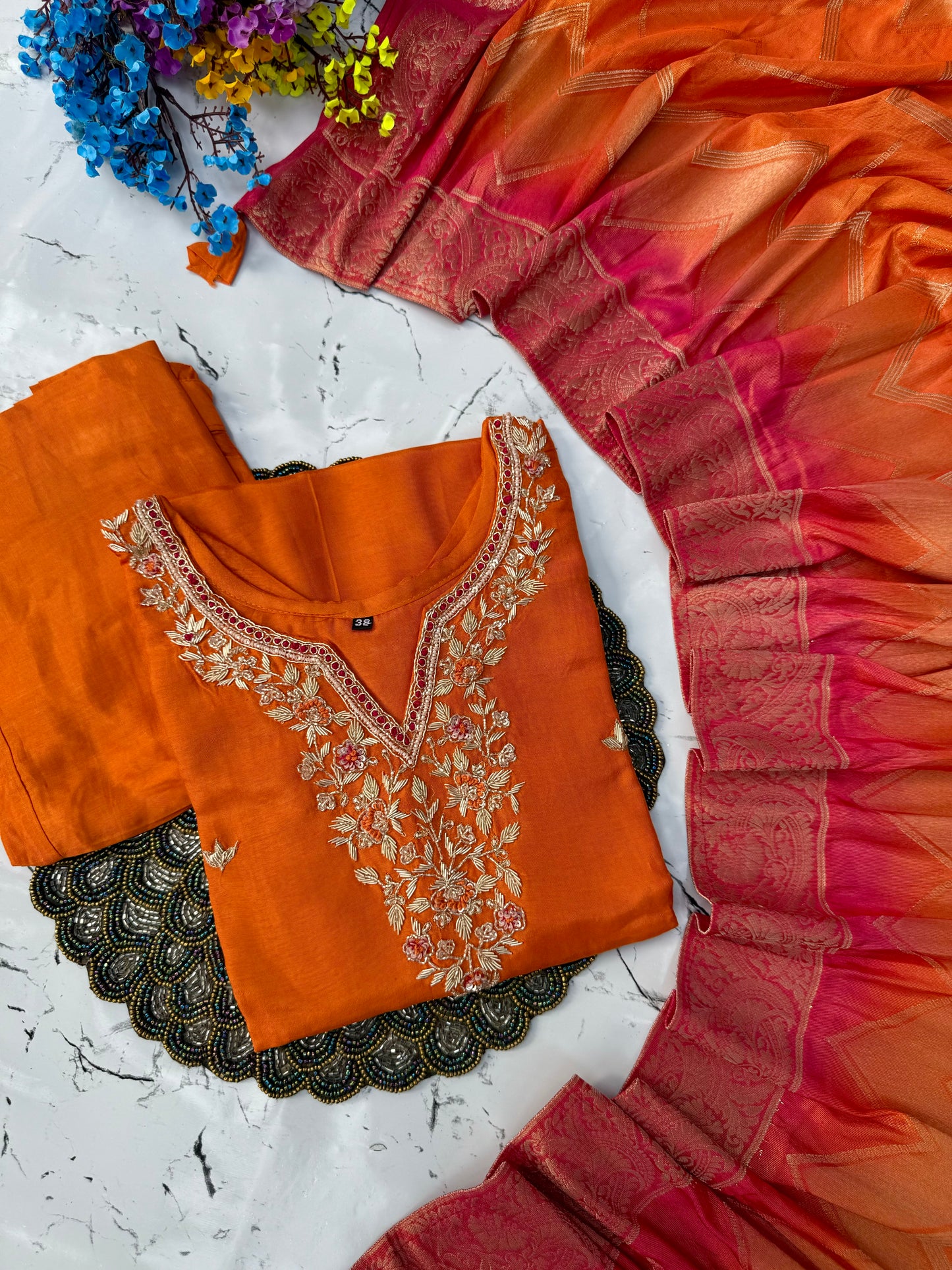 “Qaasid” A very beautiful orange handwork set🛍️