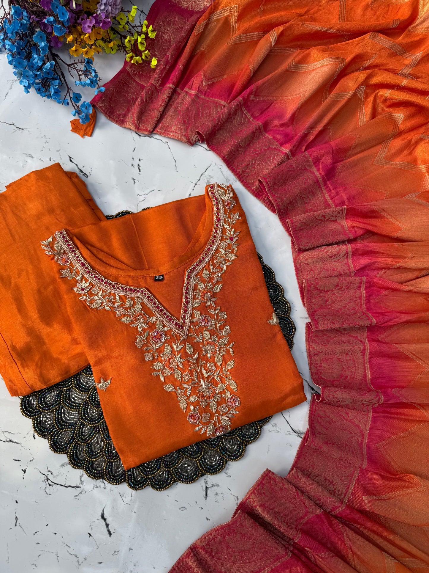 “Qaasid” A very beautiful orange handwork set🛍️