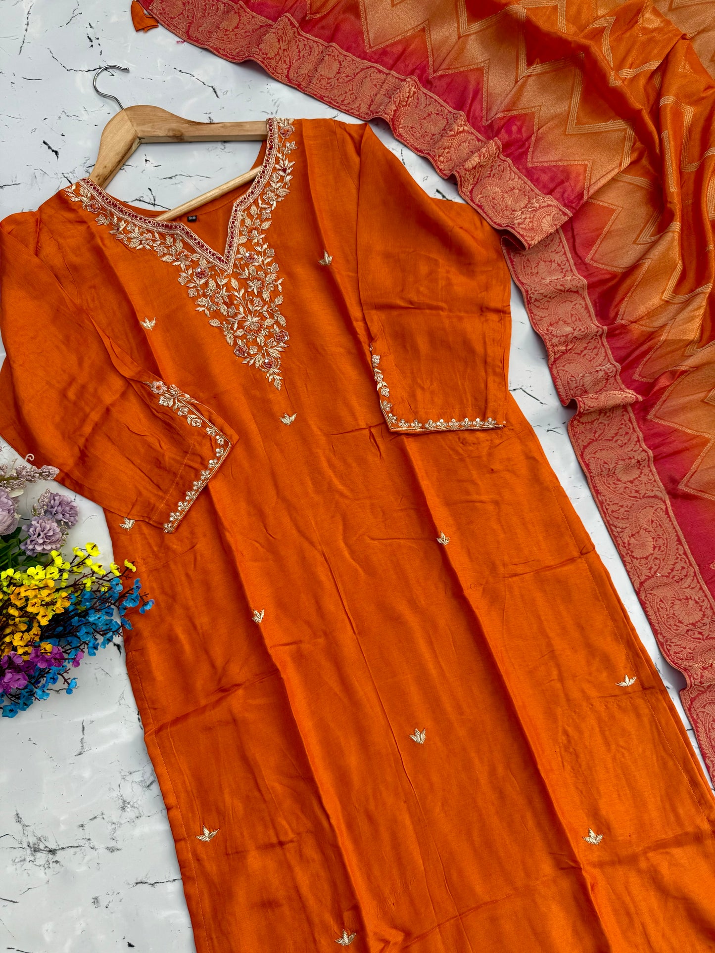 “Qaasid” A very beautiful orange handwork set🛍️