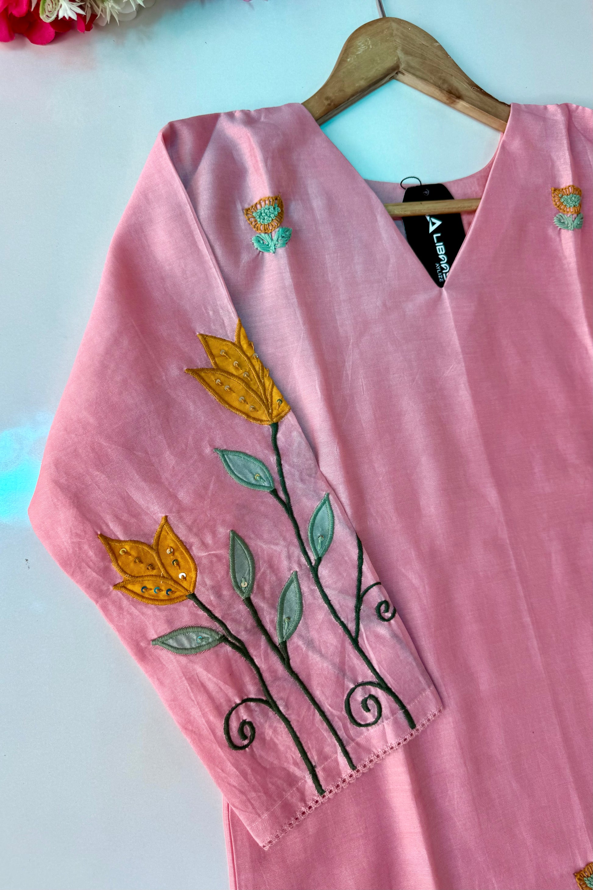 🛍️”Rosyn –  Premium Peach Mul Chanderi Straight Kurta Set