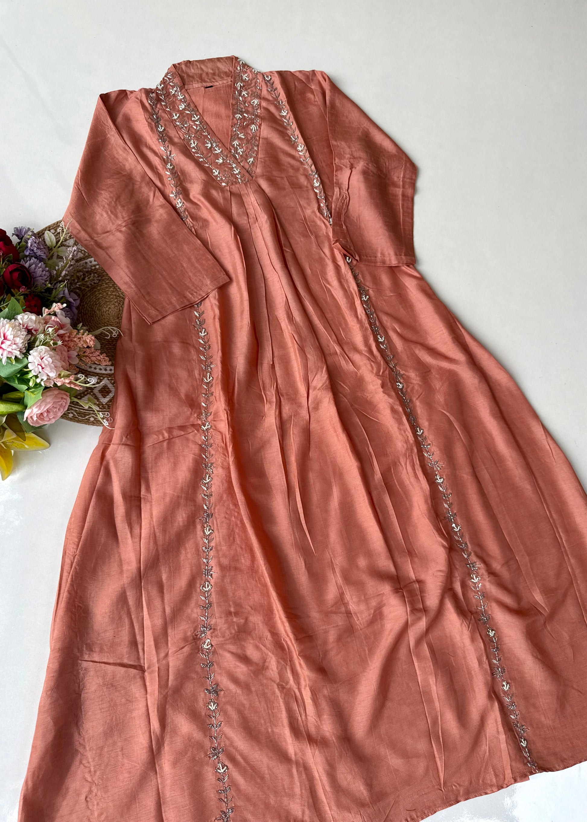 “Eira” Heavy handwork Dola silk A line kurti set 🛍️
