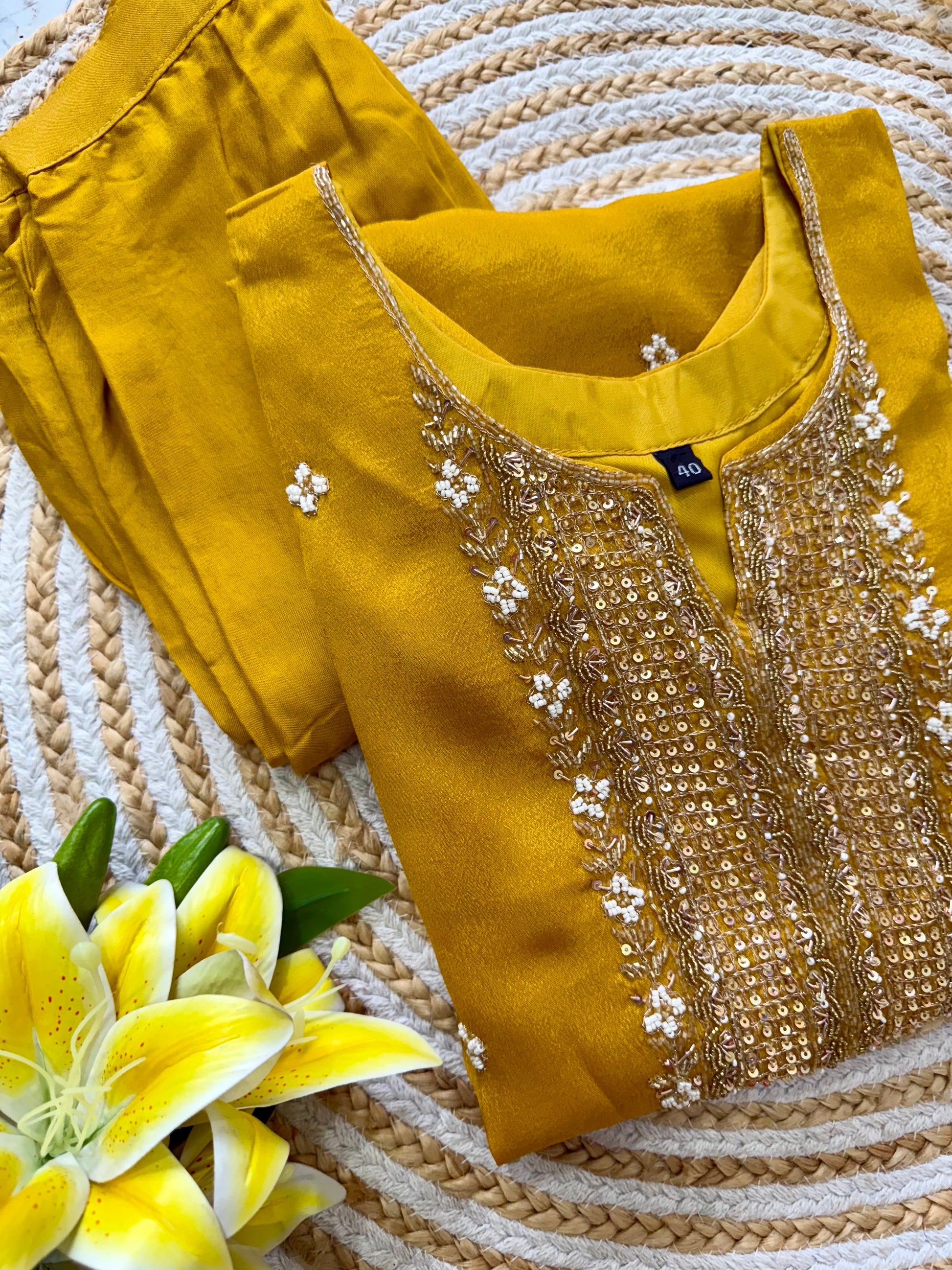 "Furqat" Chinnon silk handcrafted kurti set 🛍️