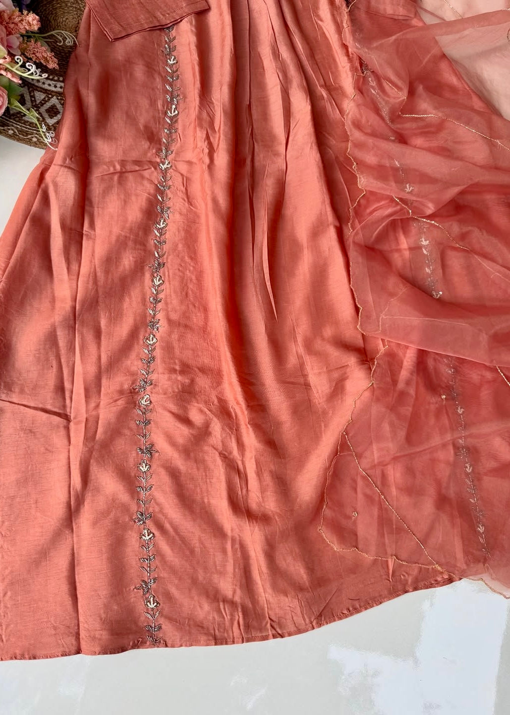 “Eira” Heavy handwork Dola silk A line kurti set 🛍️