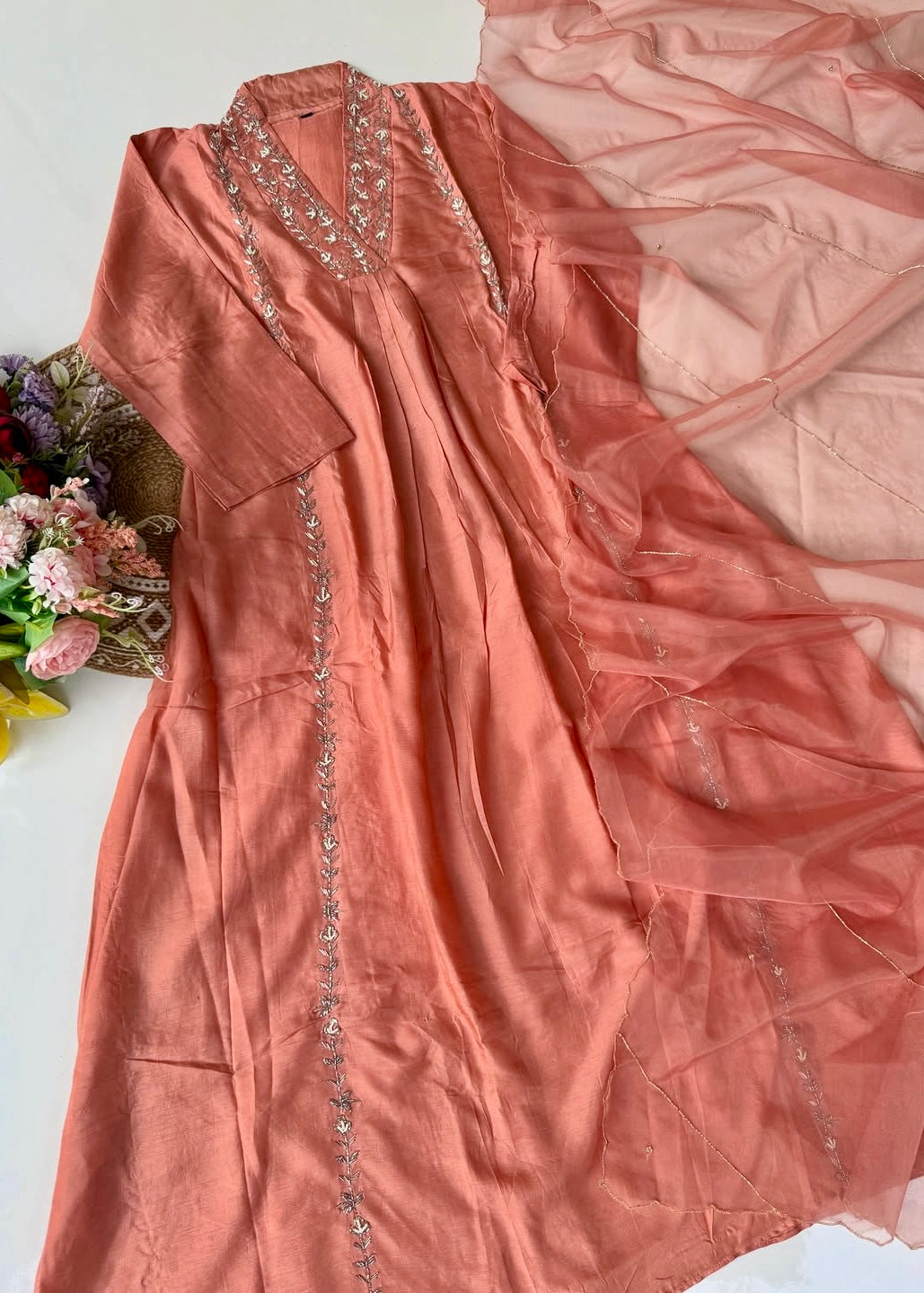 “Eira” Heavy handwork Dola silk A line kurti set 🛍️