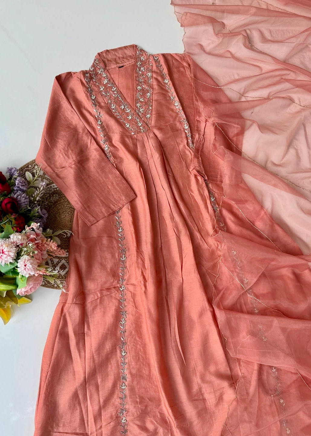 “Eira” Heavy handwork Dola silk A line kurti set 🛍️