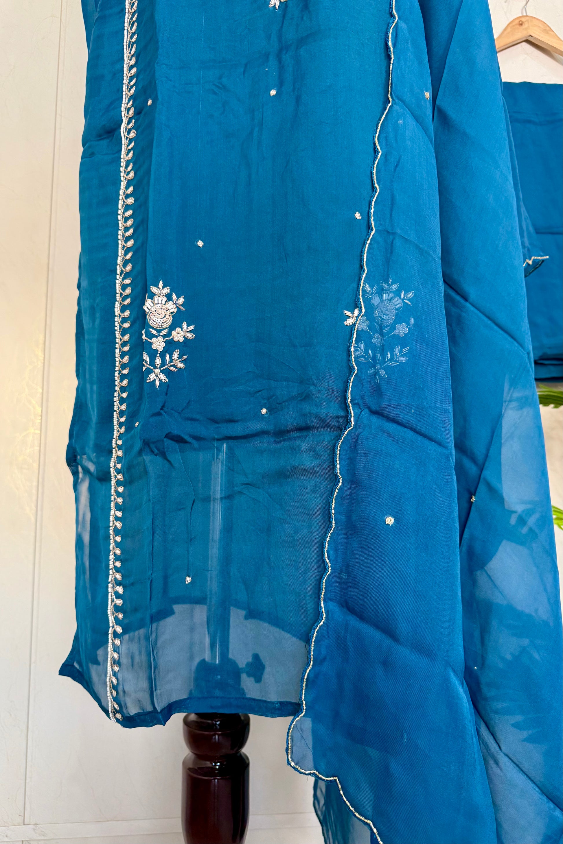 “Ujjwal” Trending Organza Viscose Suit set 🛍️