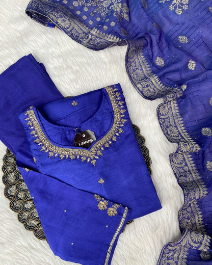 “Isha” Blue shade premium range dola silk set 🛍️