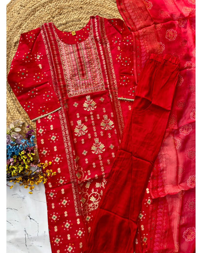 “Mustarab” Beautiful jacquard silk kurti pant with dupatta set 🛍️♥️